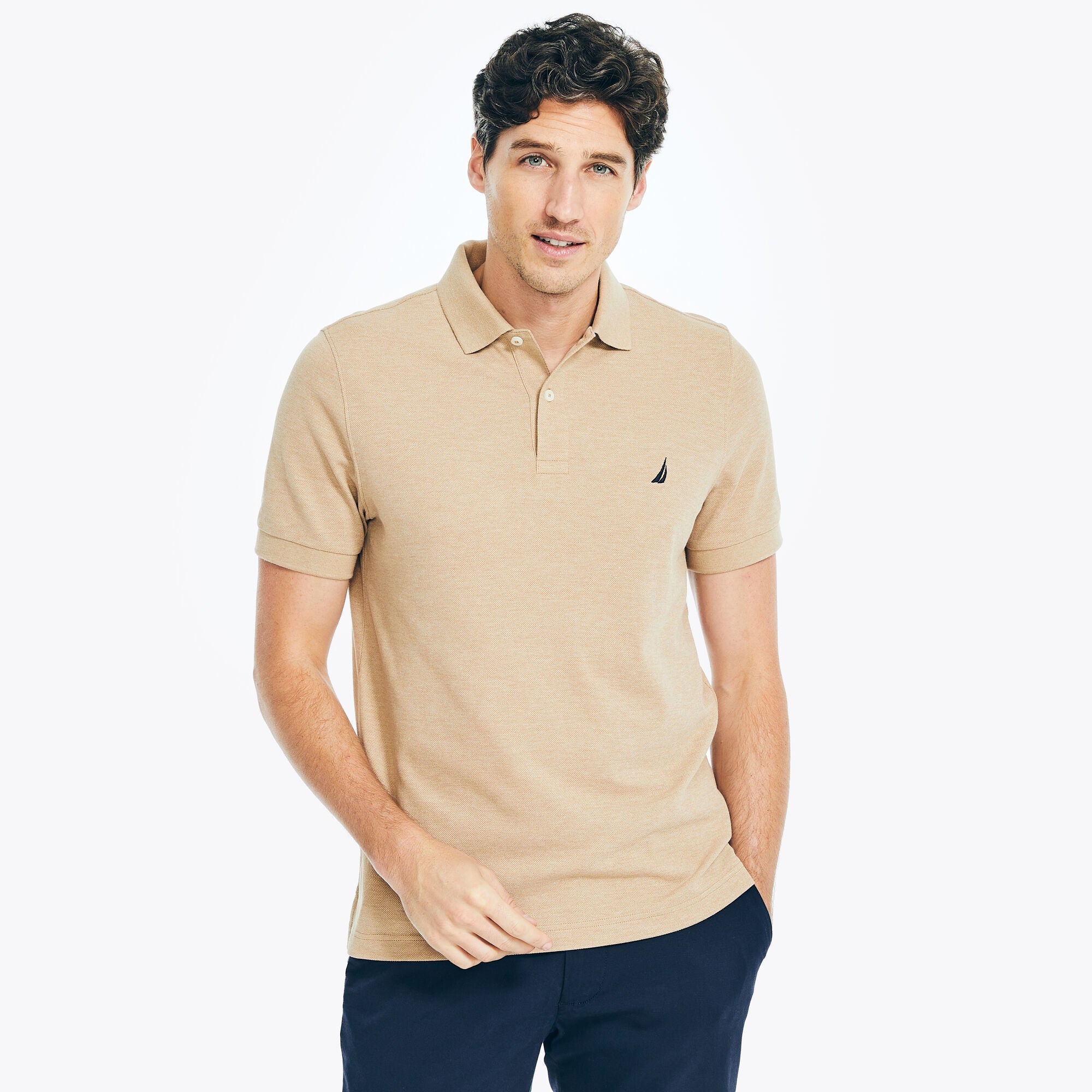 Polo de hombre de corte ajustado