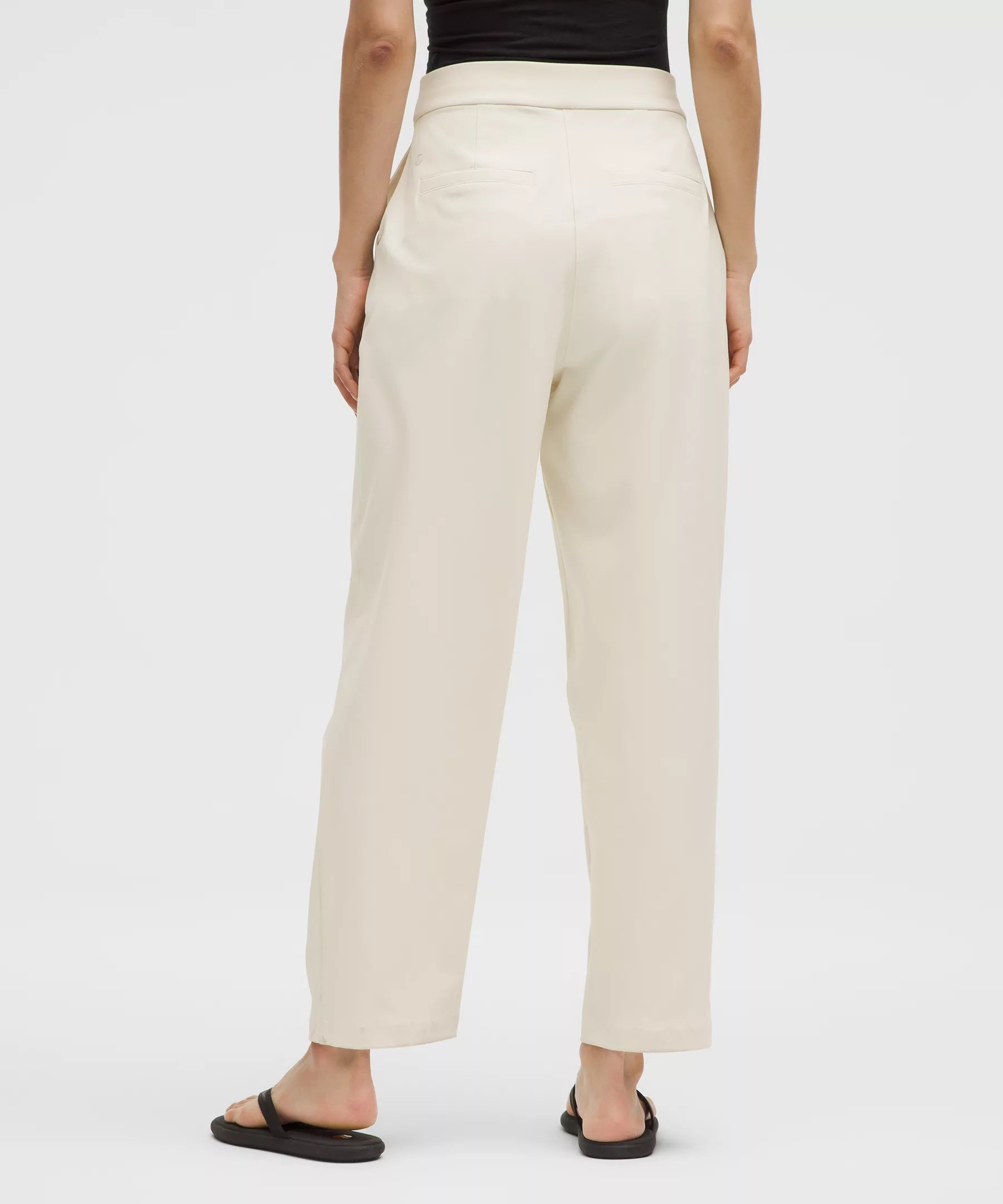 Pantalón de tiro alto