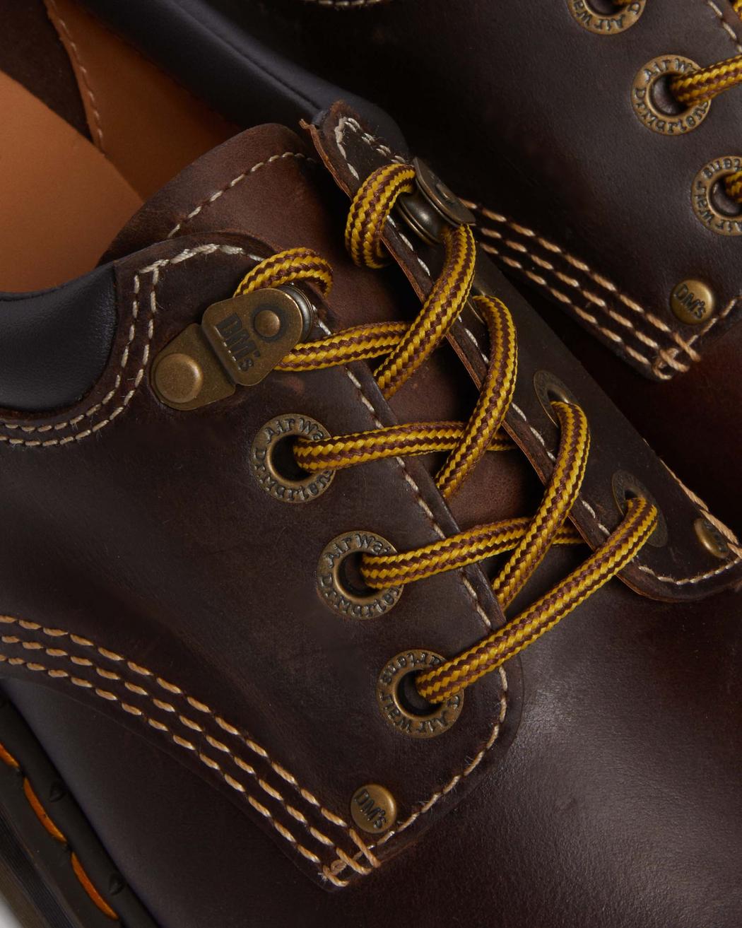 Zapatos de cuero con plataforma