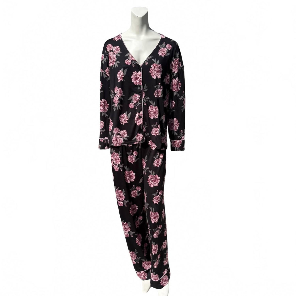 Pijama color negro y rosado