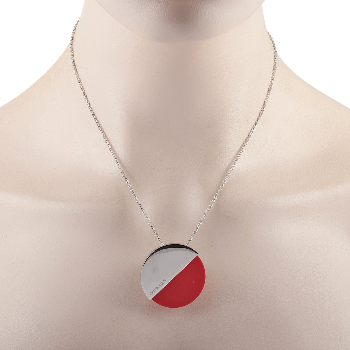 Collar de acero inoxidable color rojo