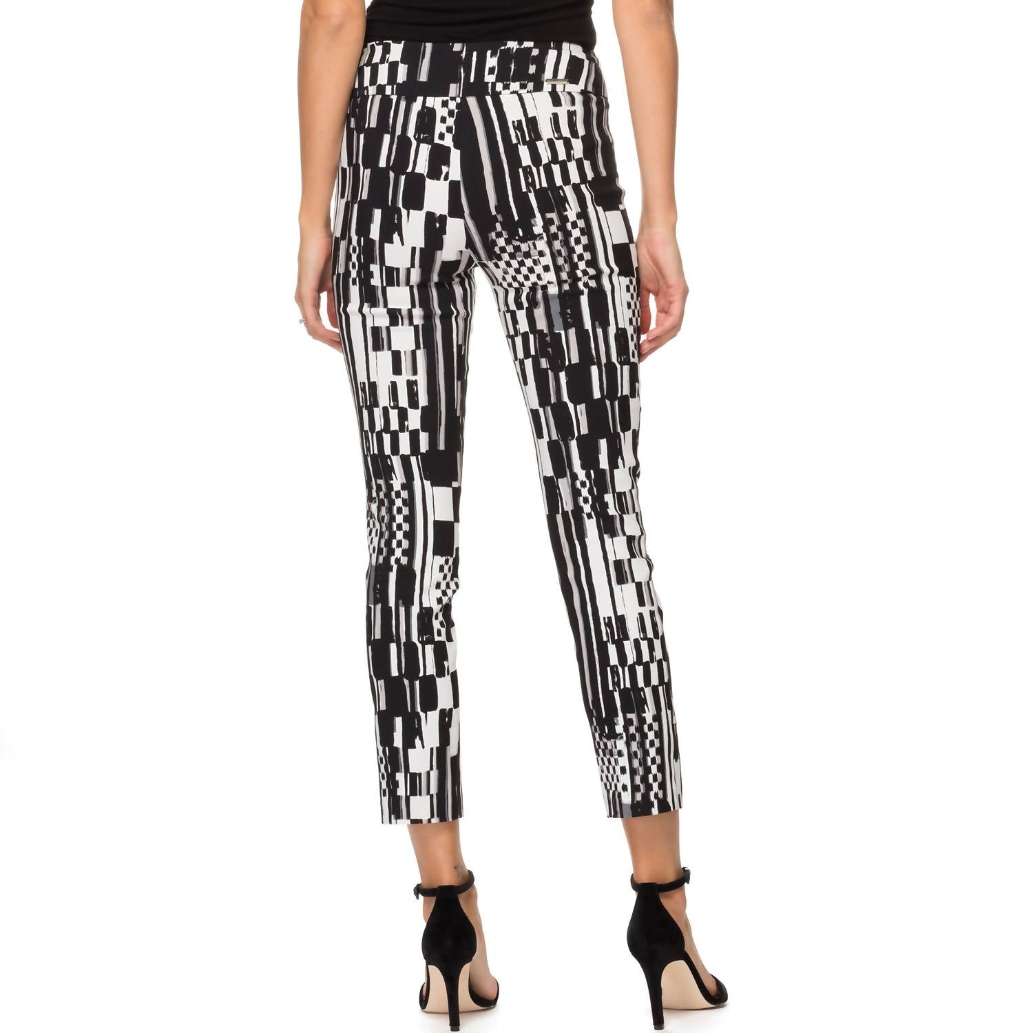 Pantalón color negro