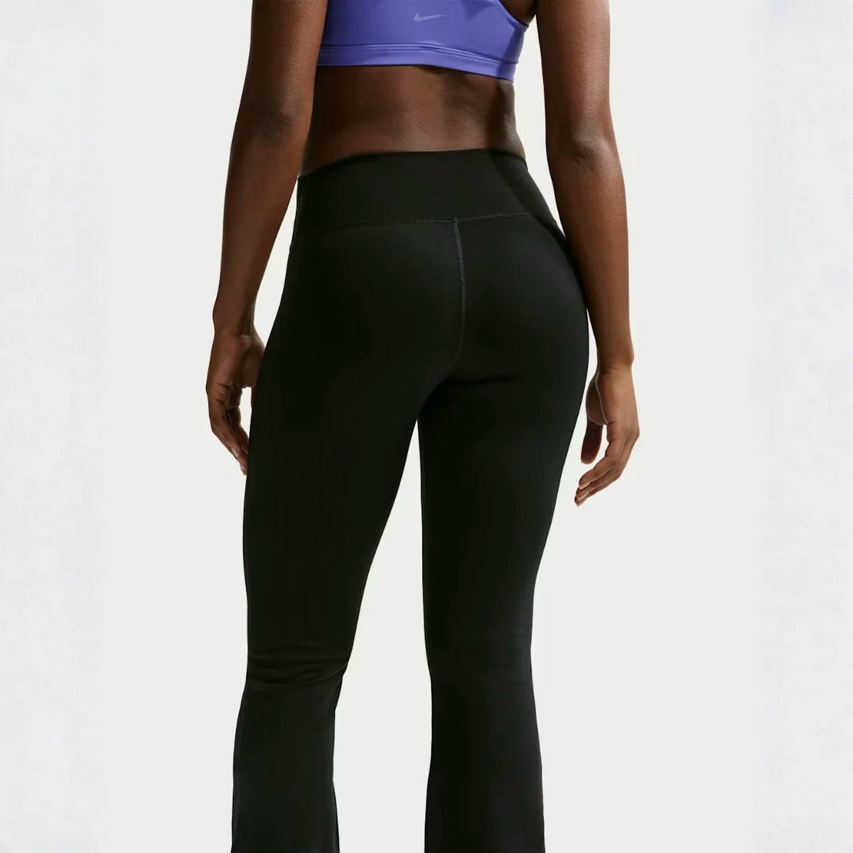 Leggings color negro y blanco