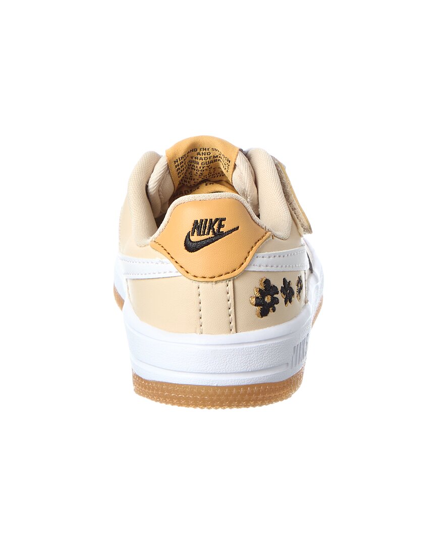 Tenis de cuero