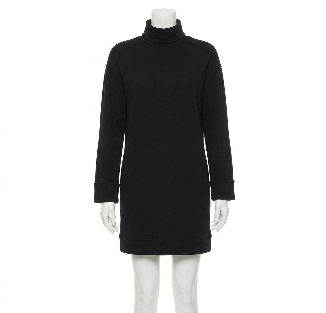 Vestido con cuello alto color negro