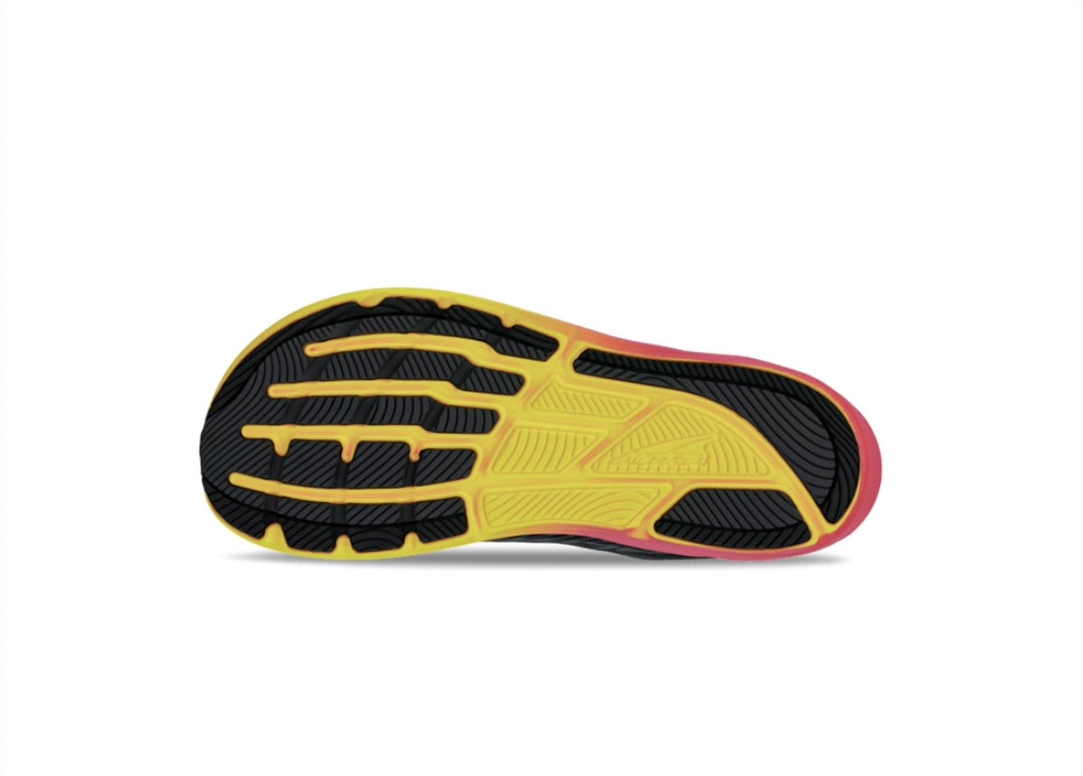 Tenis para correr de mujer color negro y rosado
