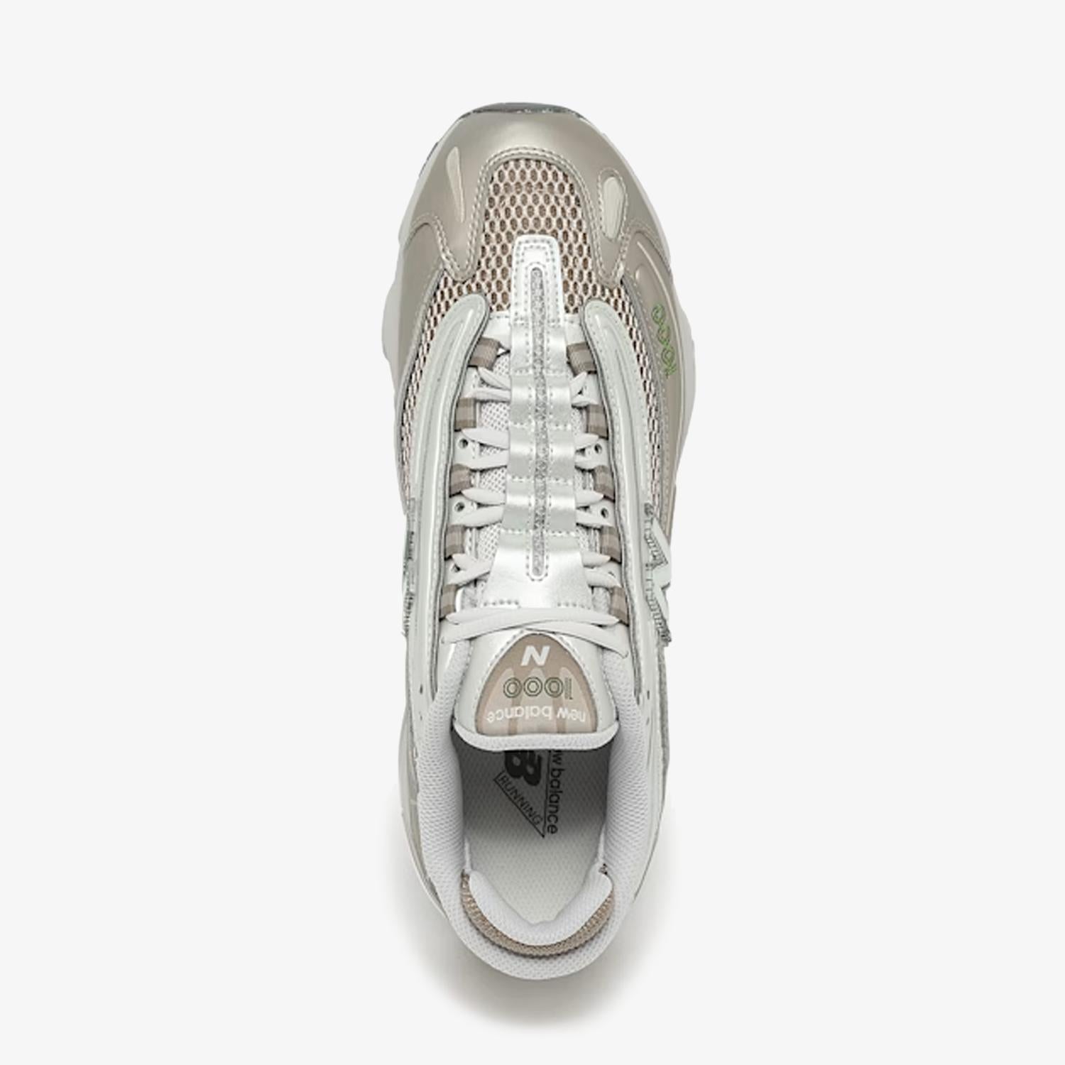 Tenis de hombre color gris y café