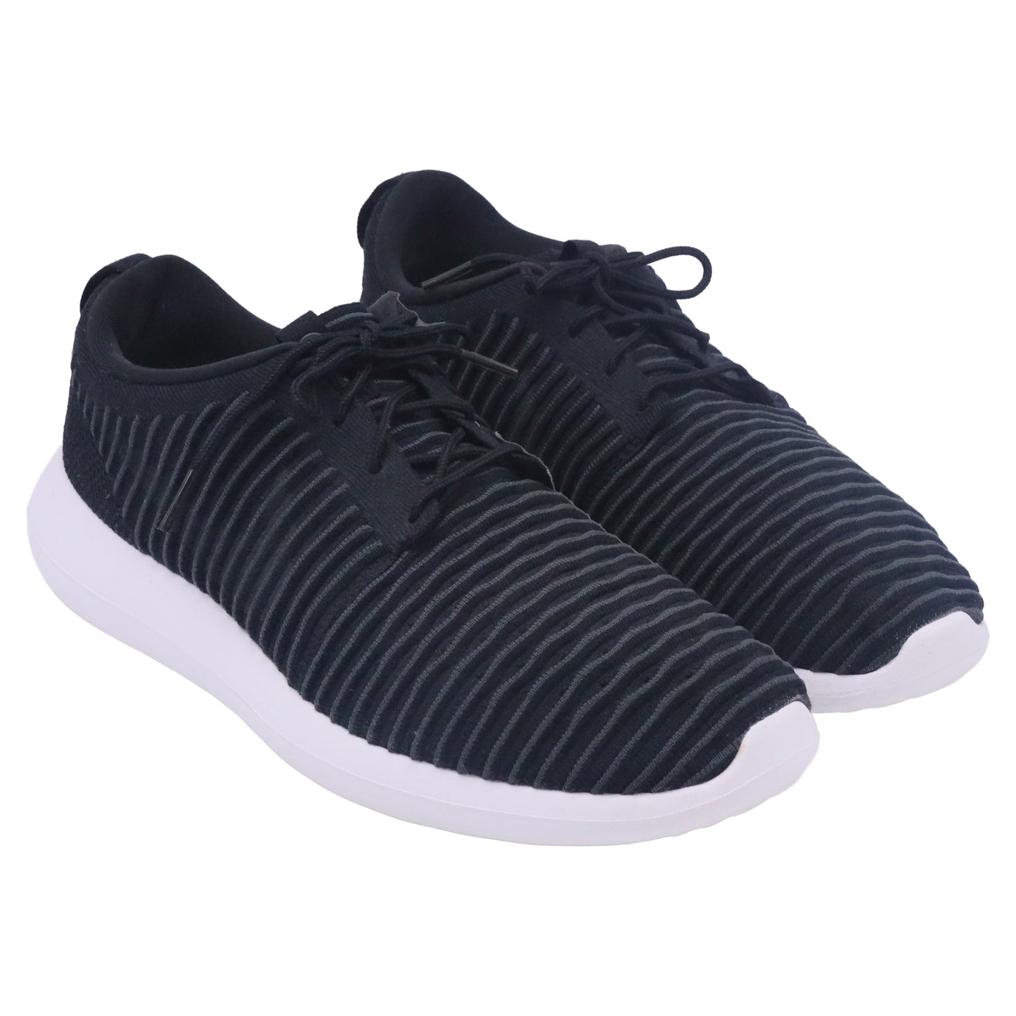 Tenis de nailon color negro