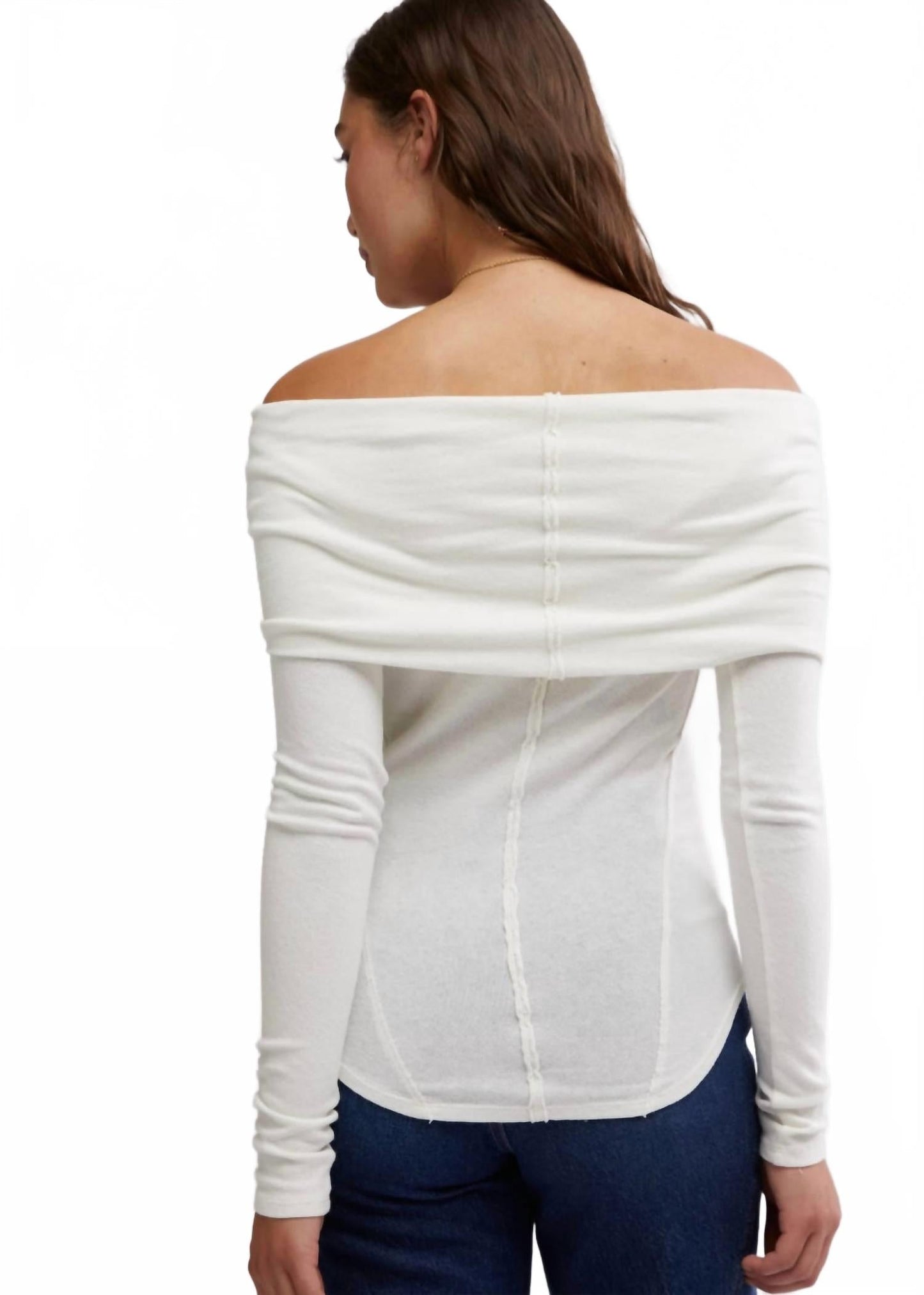 Top de manga larga color marfil