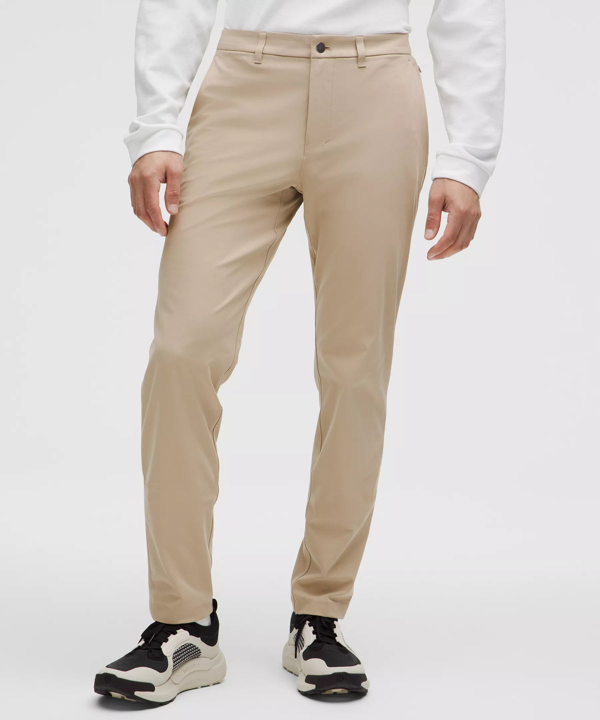 Pantalón de corte ajustado