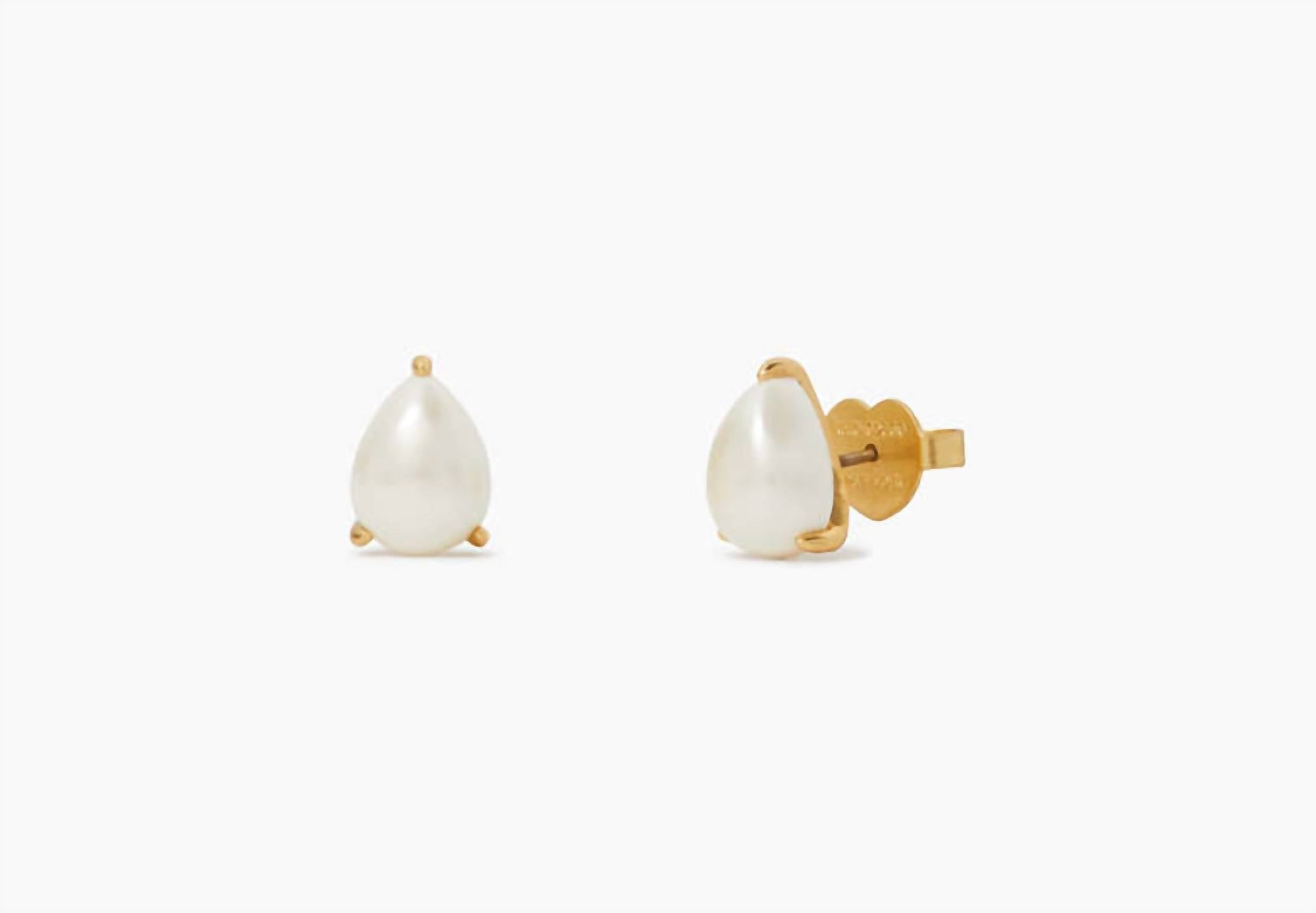 Aretes color dorado y crema