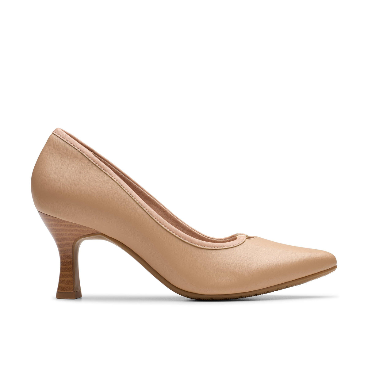 Calzado de cuero color beige