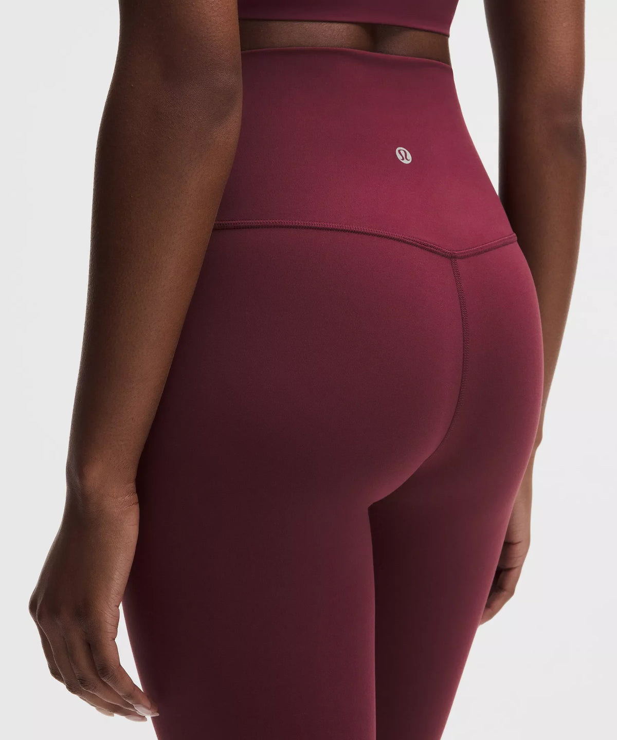 Pantalón de tiro alto