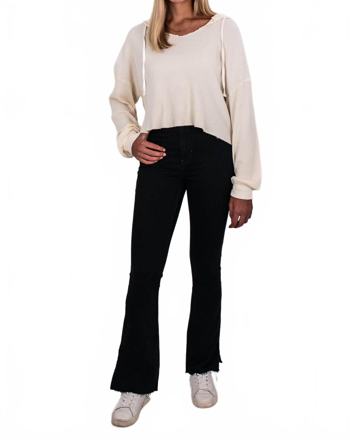 Jean color negro