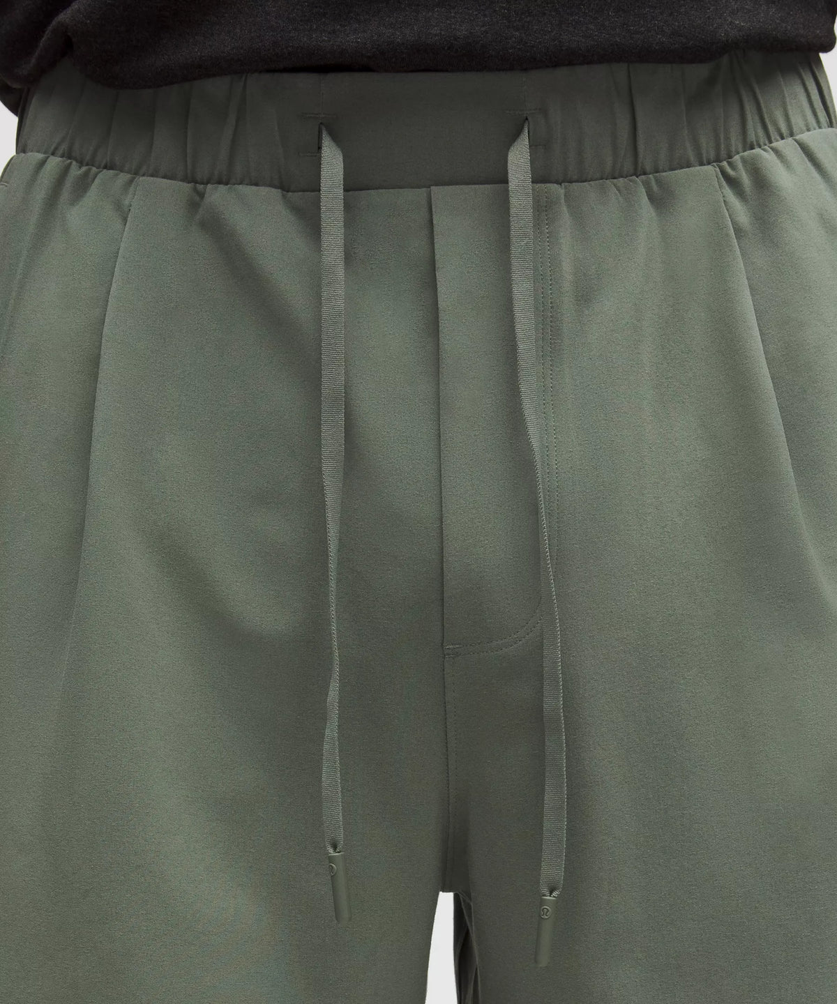 Pantalón de corte amplio