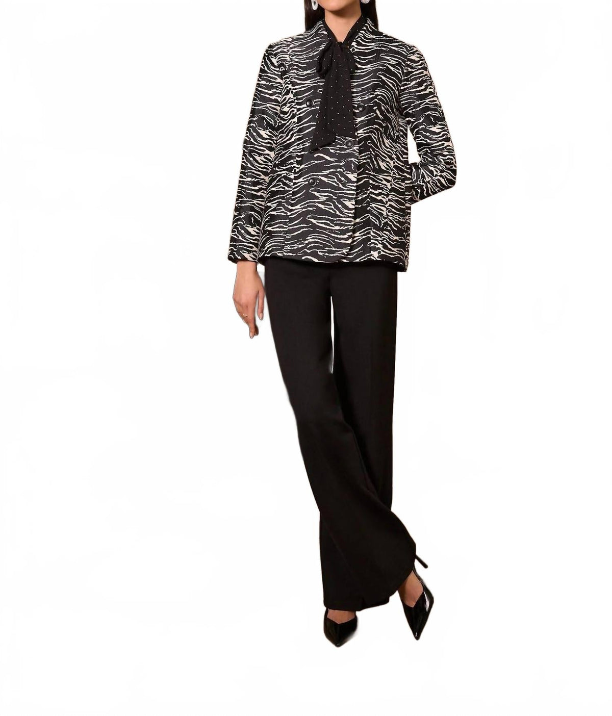 Blazer color negro y blanco