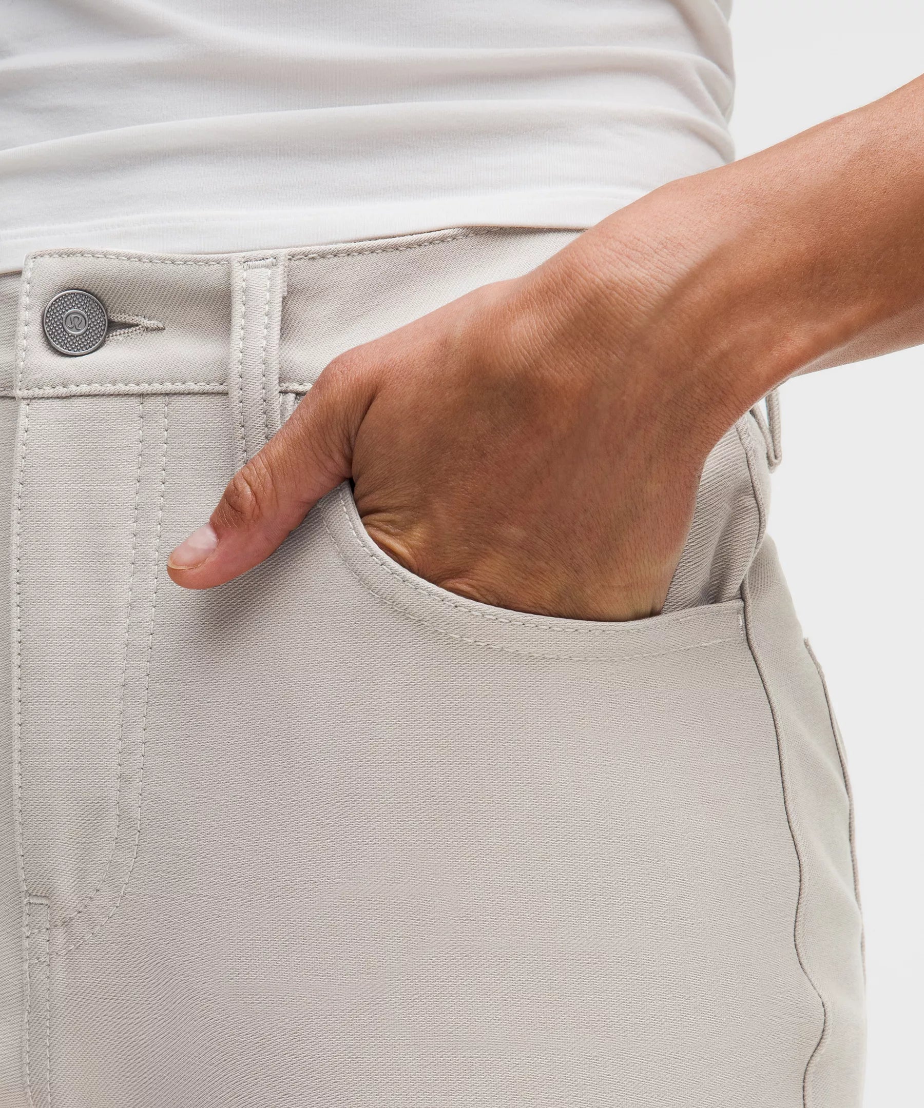 Pantalón de tiro medio