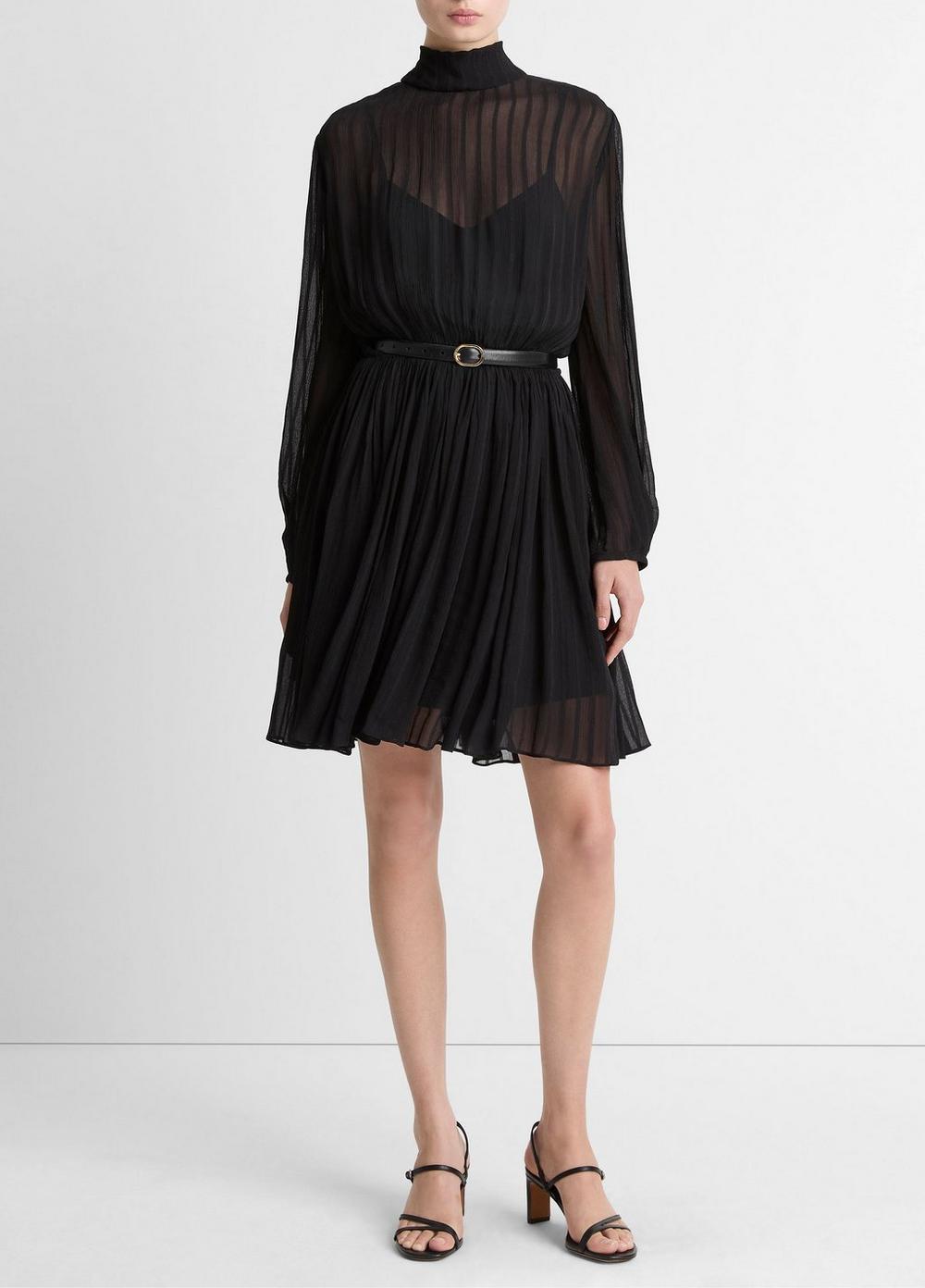 Vestido con cuello alto a rayas