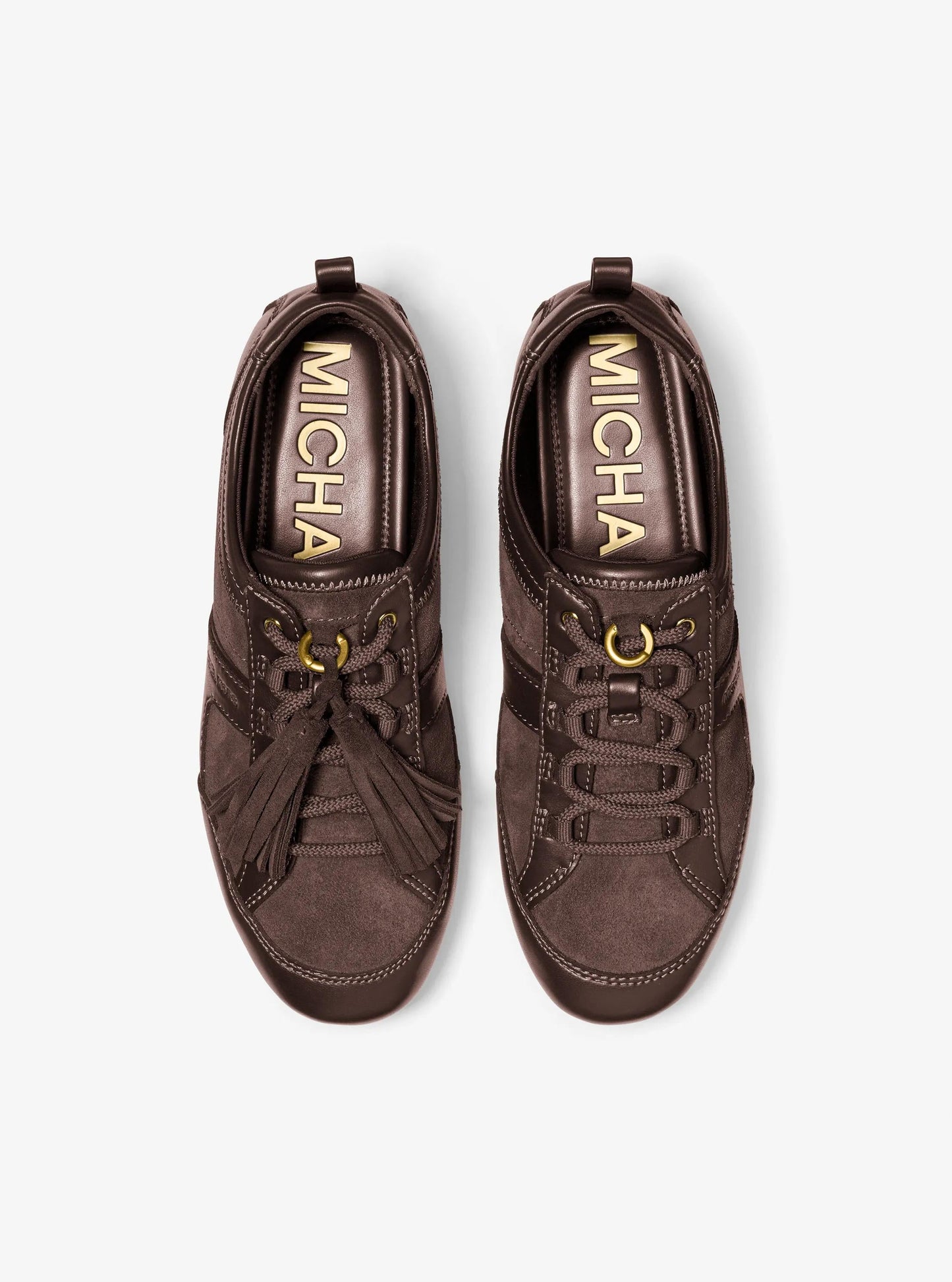 Tenis de gamuza