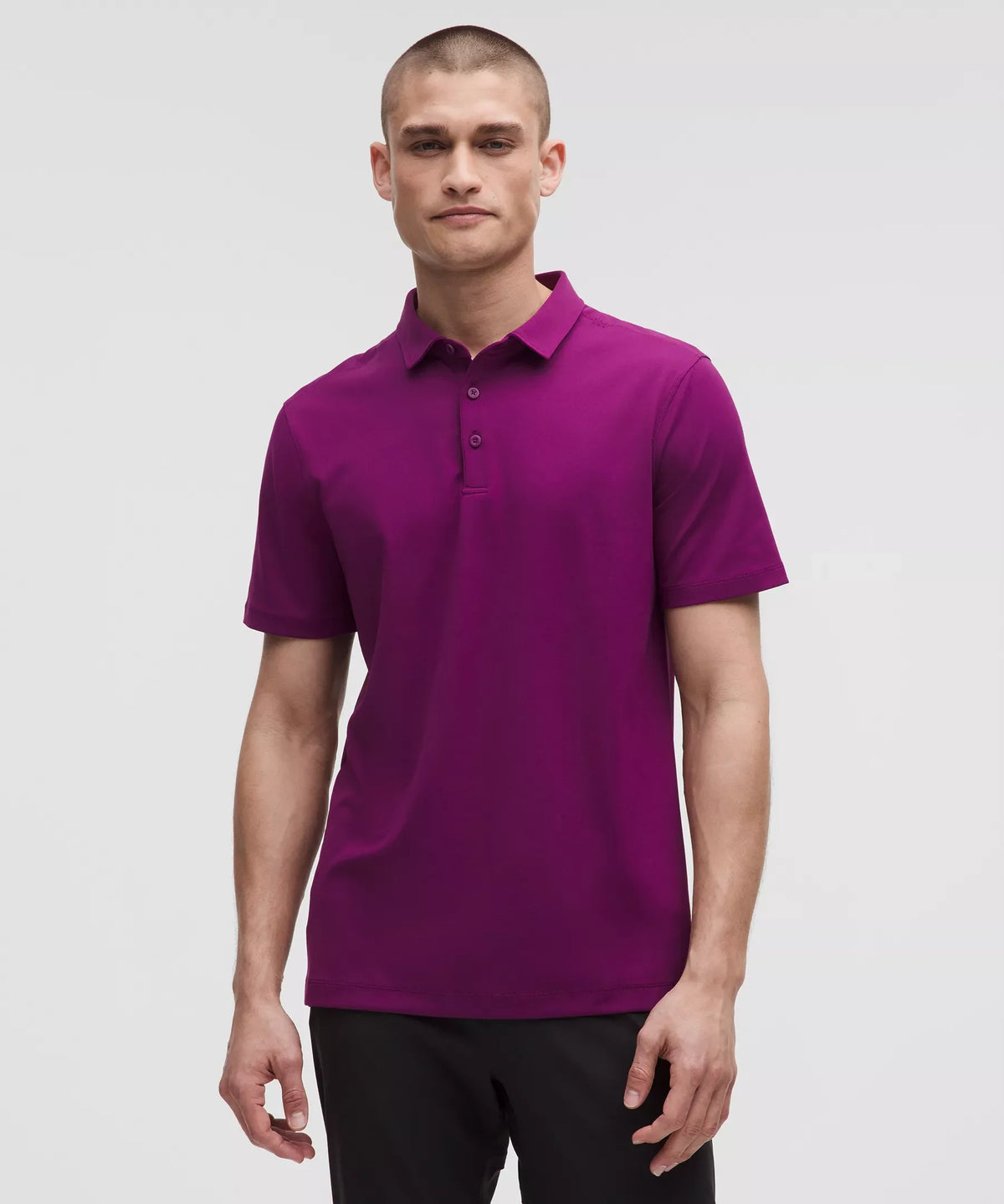 Polo de hombre de corte ajustado