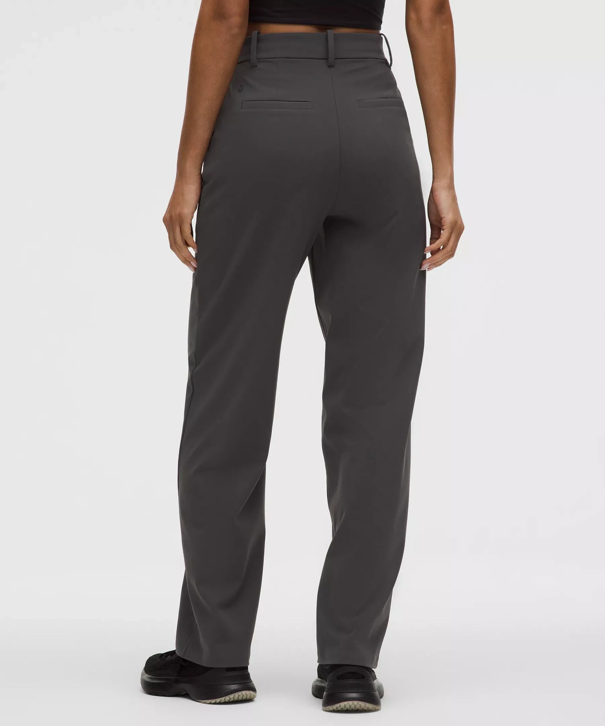 Pantalón de corte recto de tiro alto