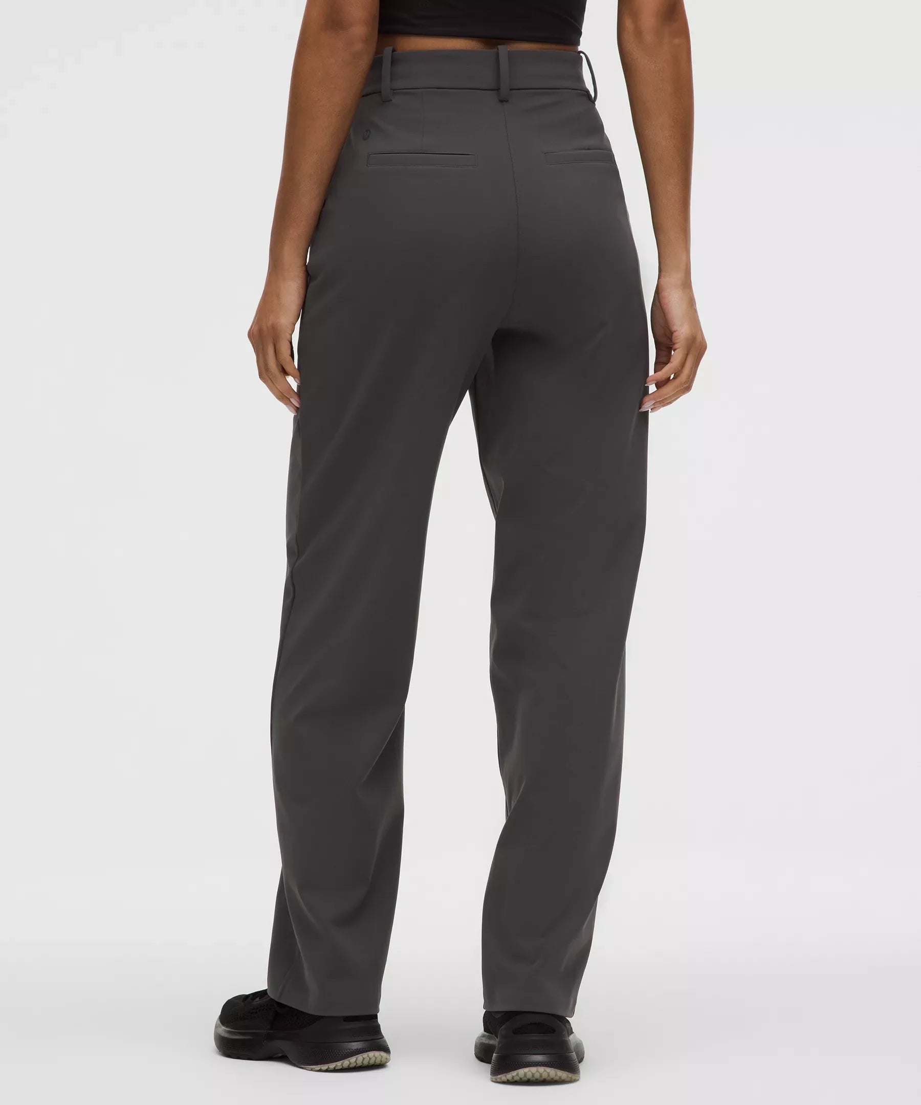 Pantalón de corte recto de tiro alto