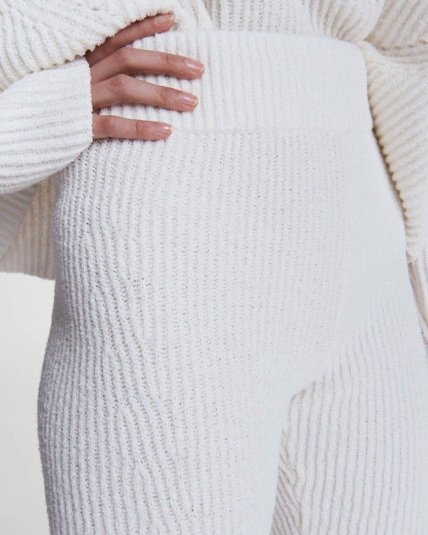 Short color blanco