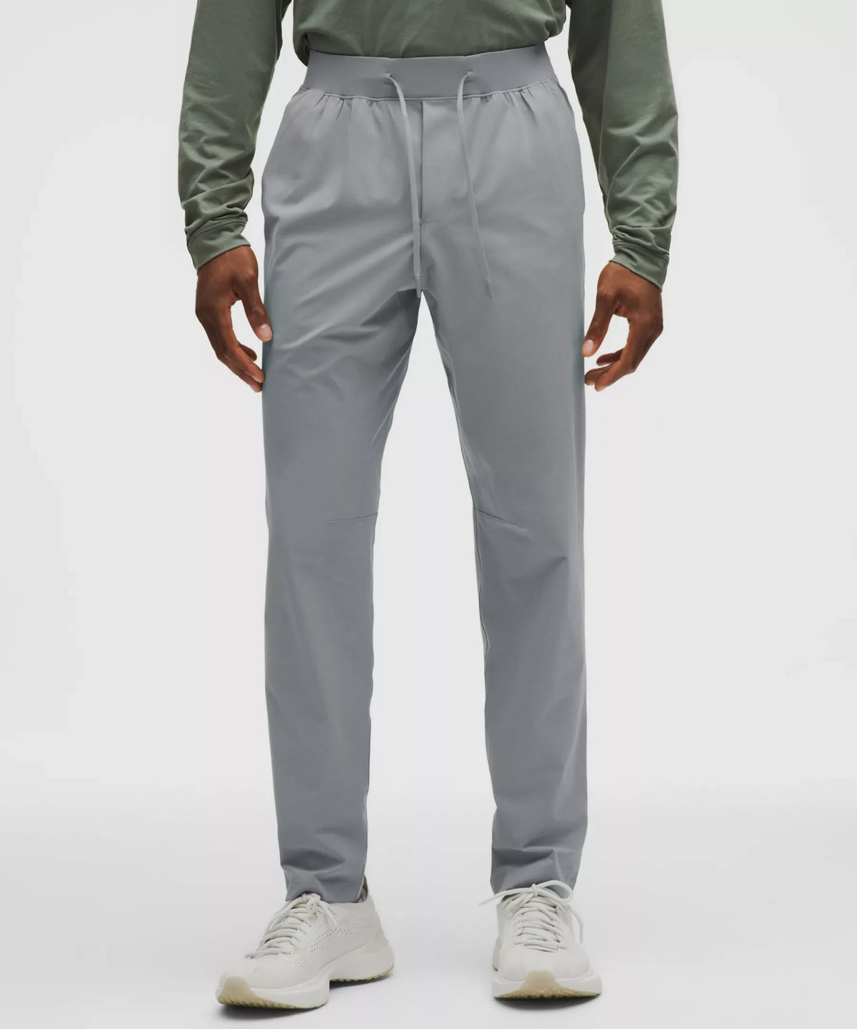 Pantalón de corte ajustado