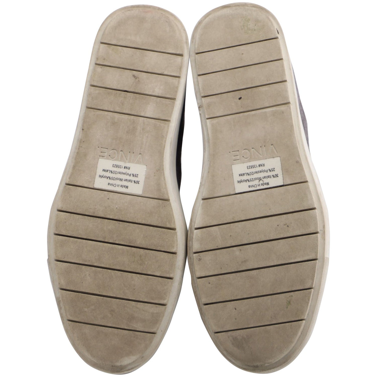 Tenis de gamuza color gris