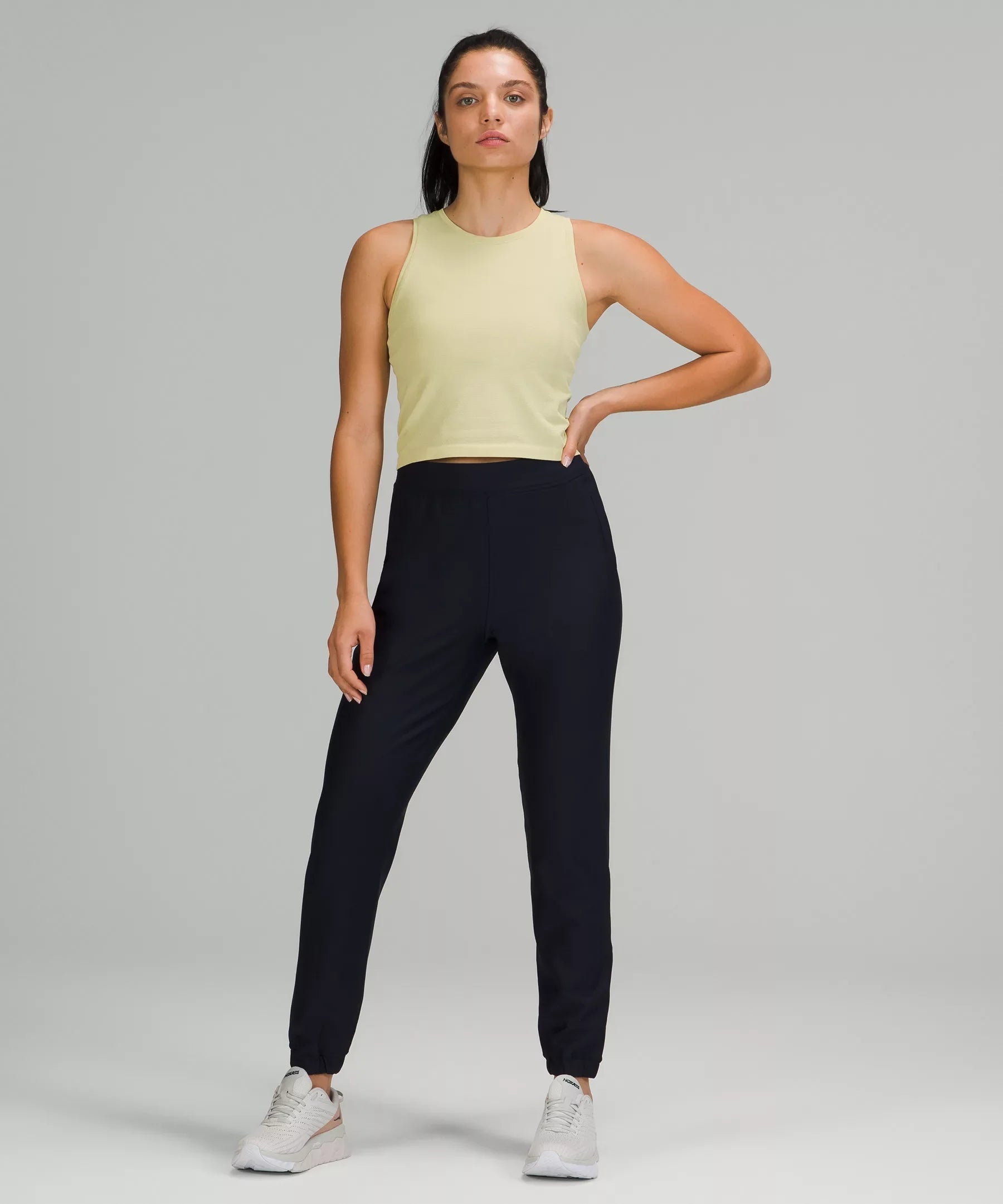 Pantalón deportivo de tiro alto