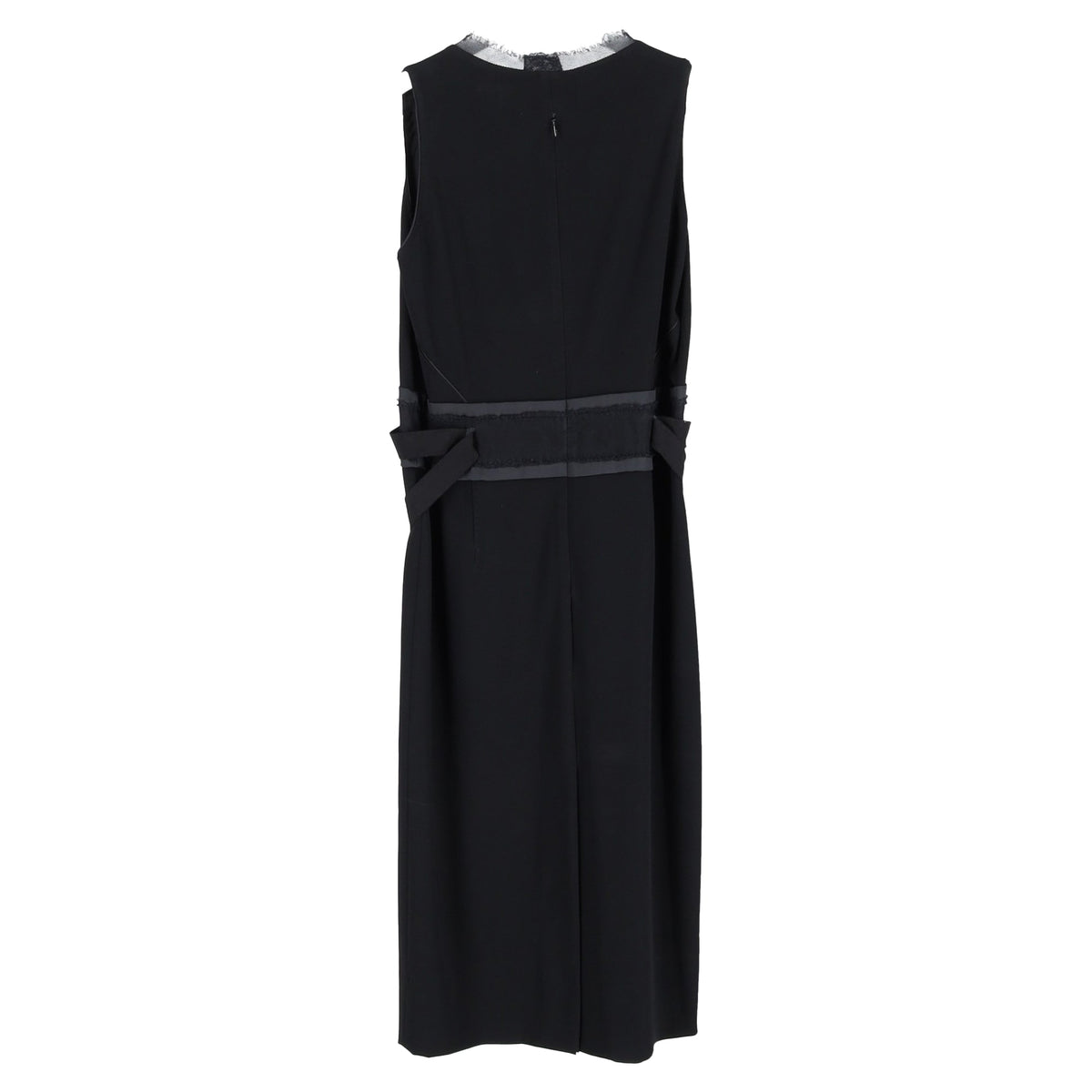 Vestido con cuello en V color negro