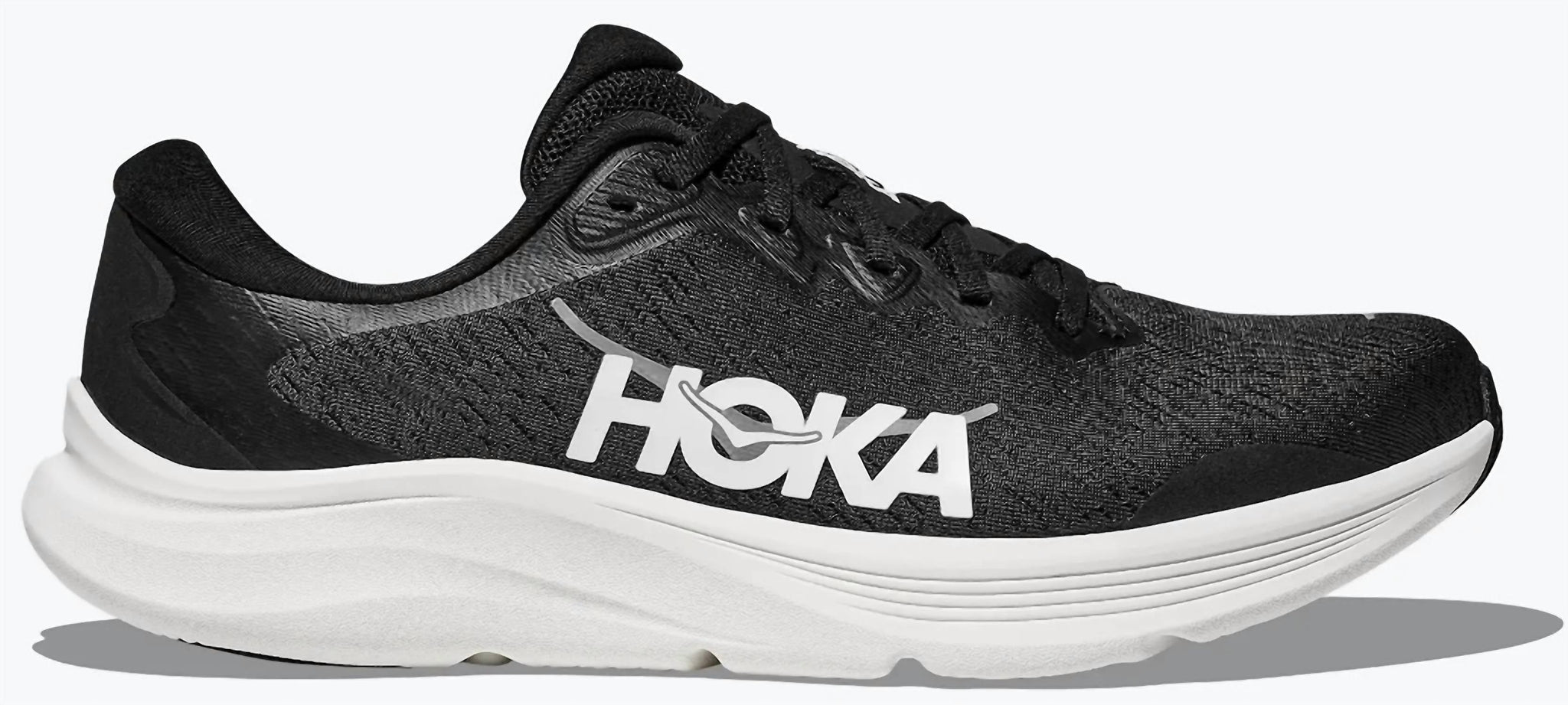 Tenis para correr de mujer color negro y blanco