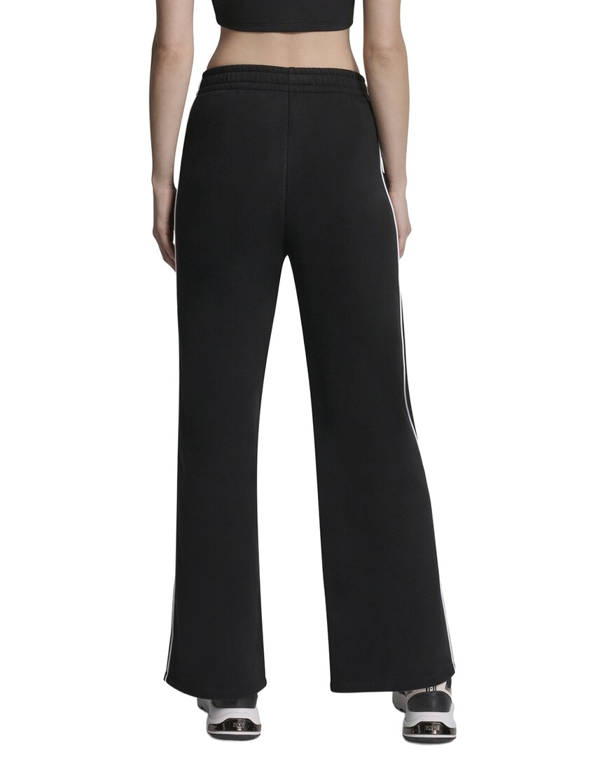 Pantalón deportivo de corte amplio