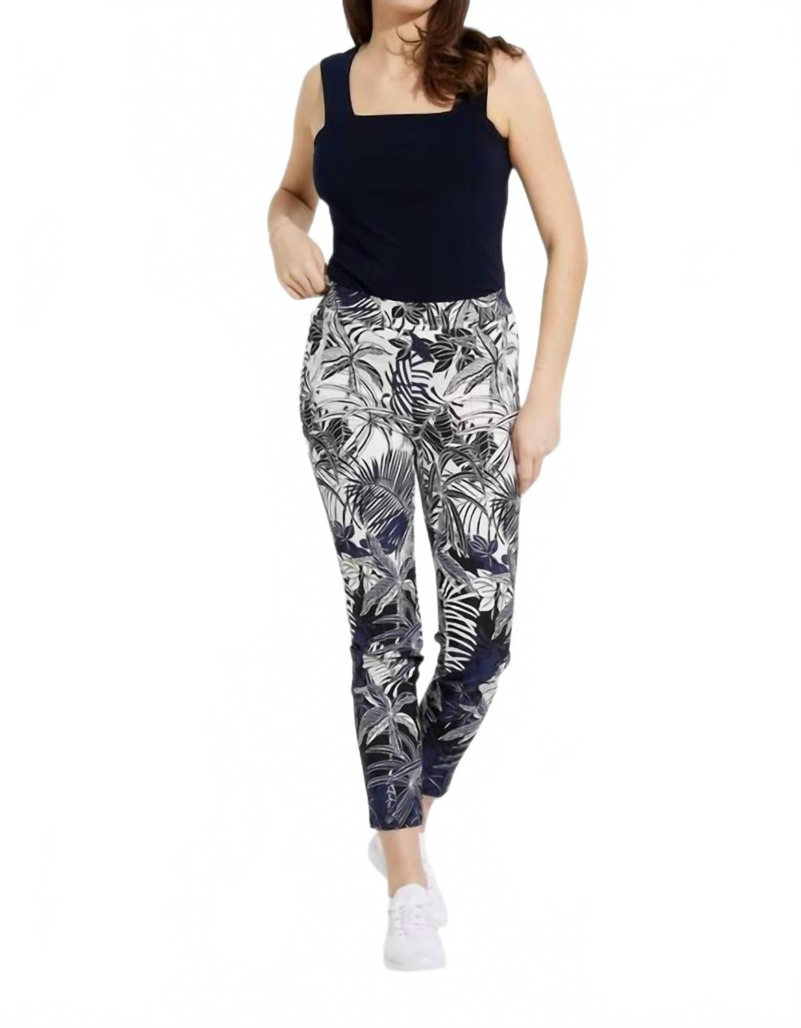 Pantalón de corte ajustado