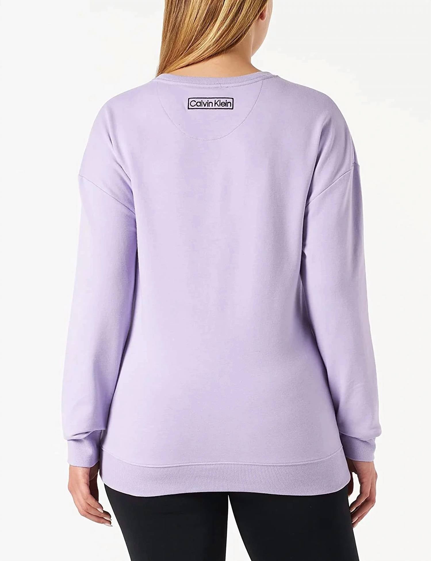 Buzo color lila