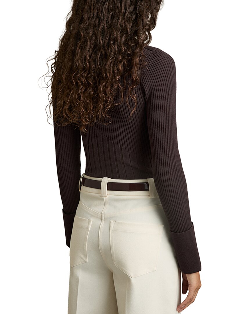 Top con cuello alto