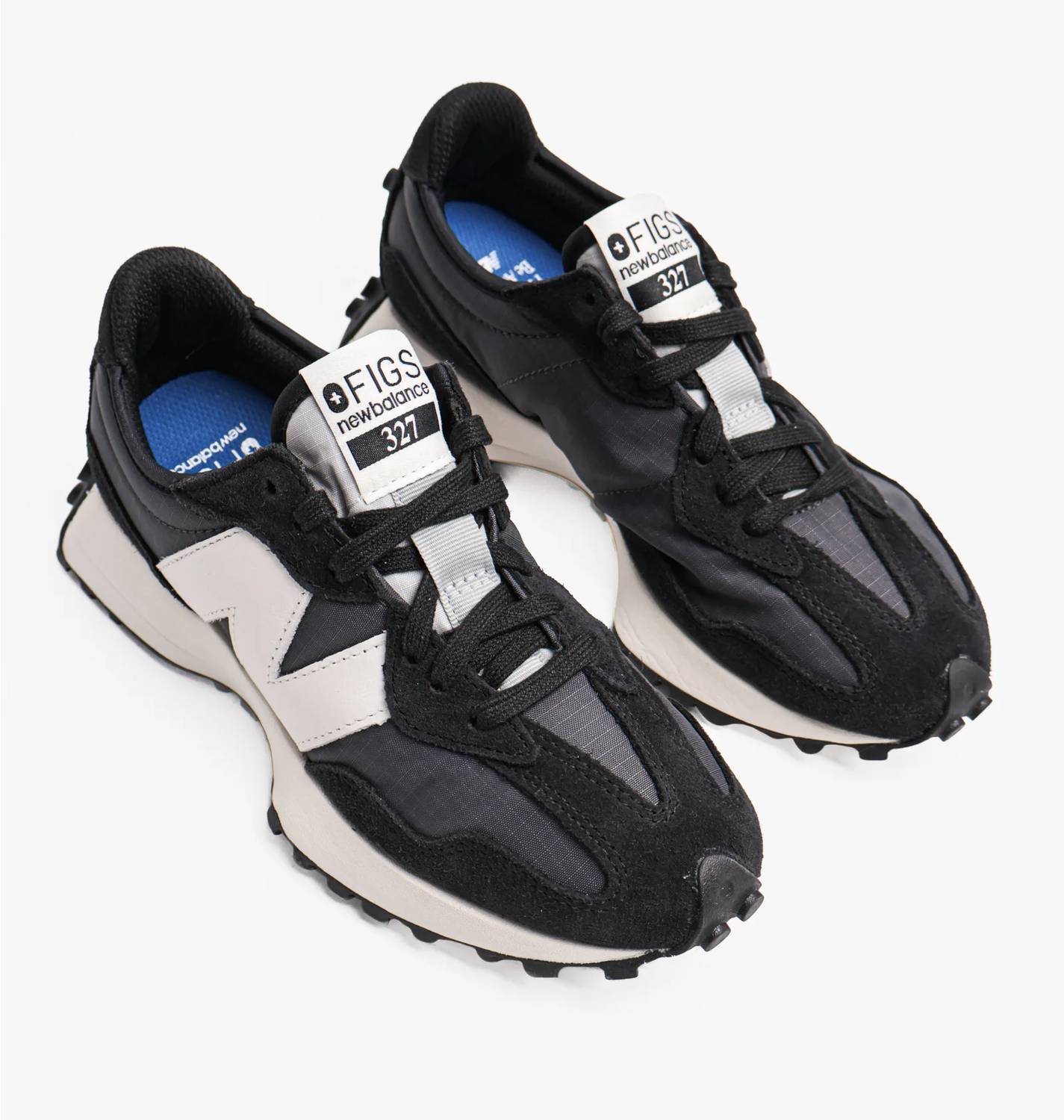 Tenis de mujer color negro y gris