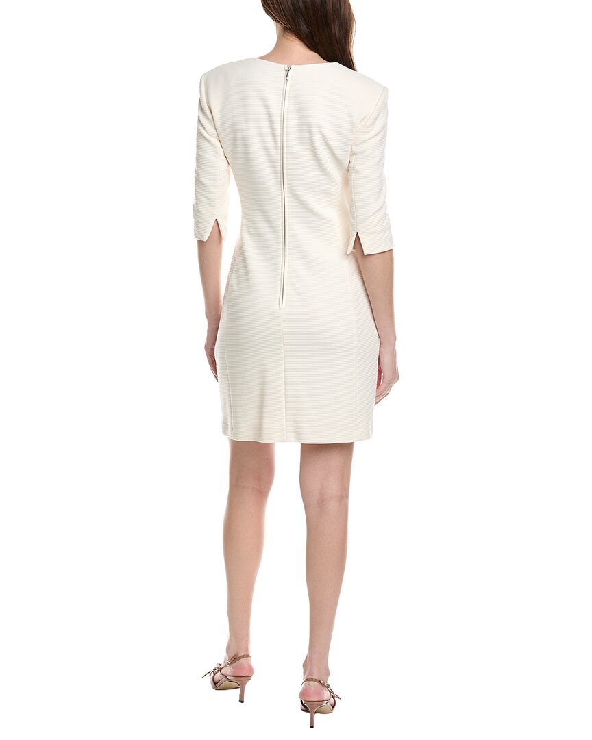 Vestido corto con tejido acanalado