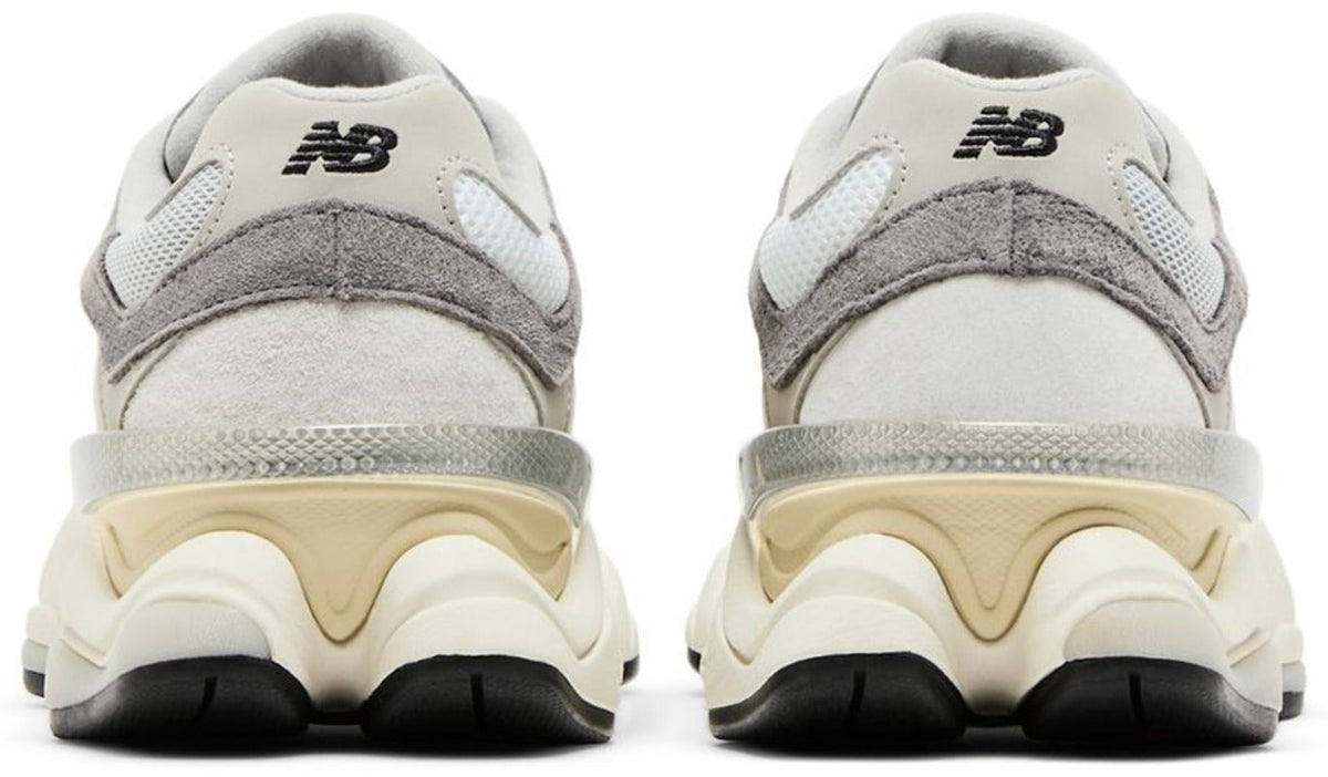 Calzado color gris