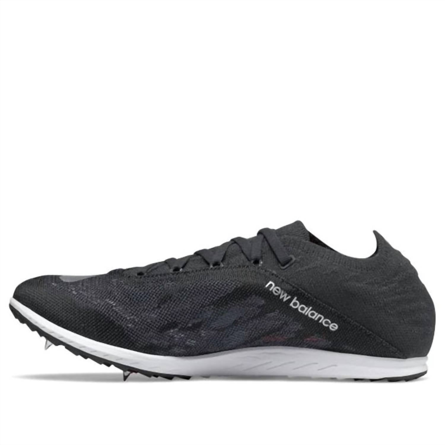 Zapatillas con clavos de hombre color negro y plateado