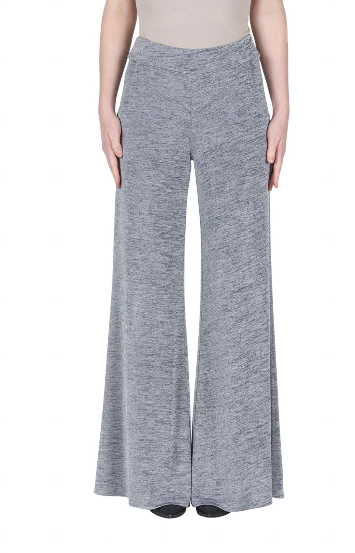 Pantalón color plateado