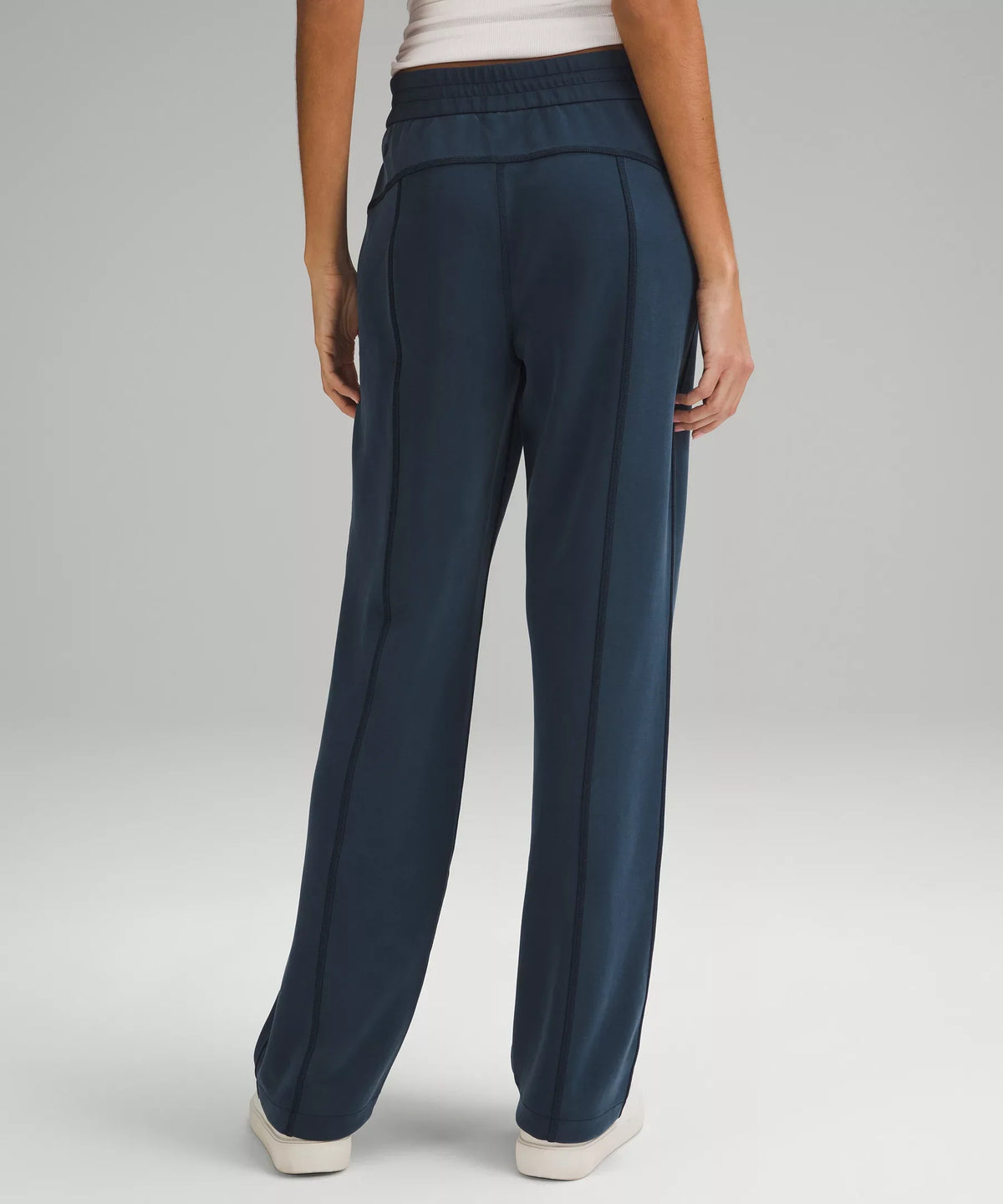 Pantalón de tiro alto
