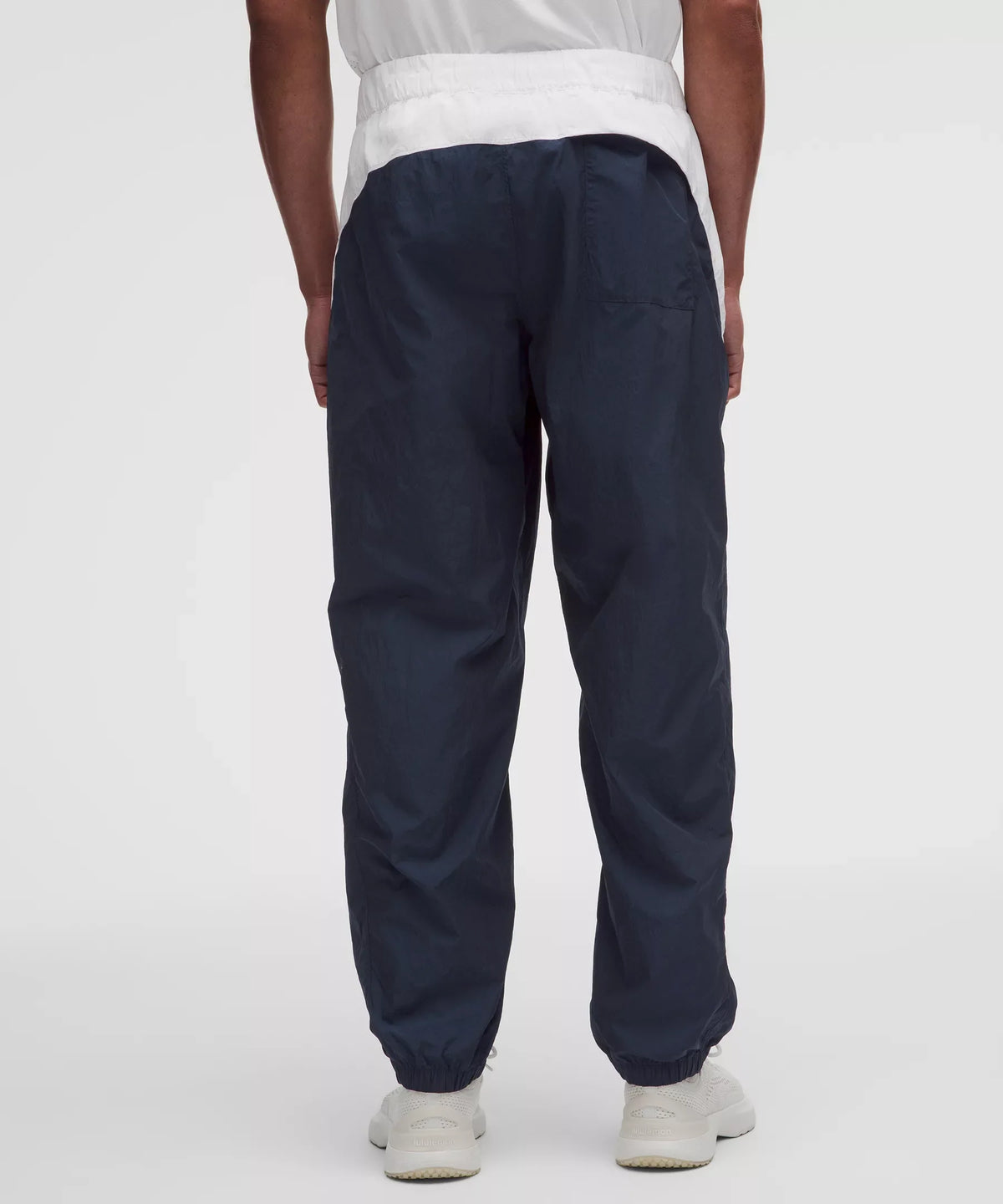 Pantalón de nailon
