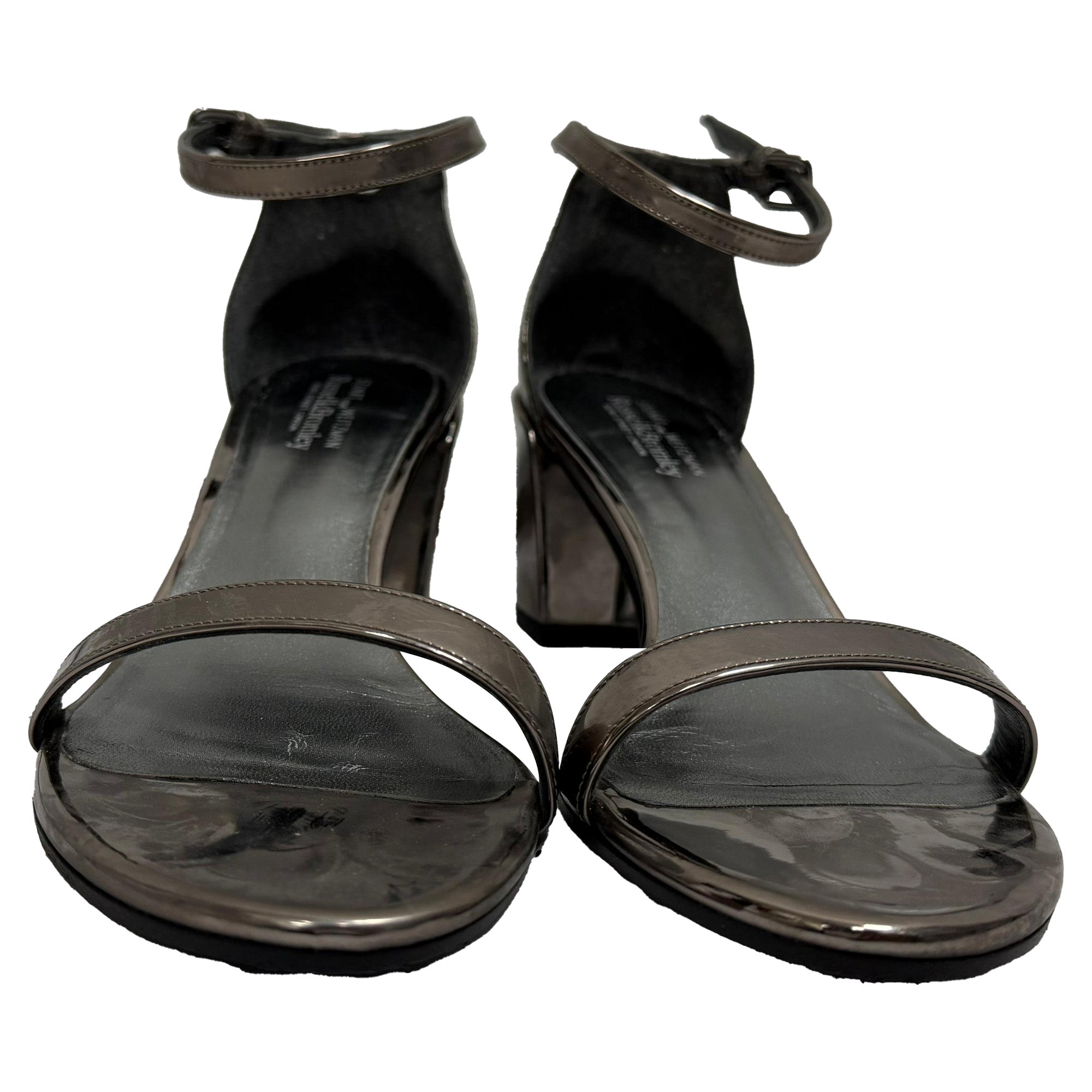 Sandalias de cuero color plateado