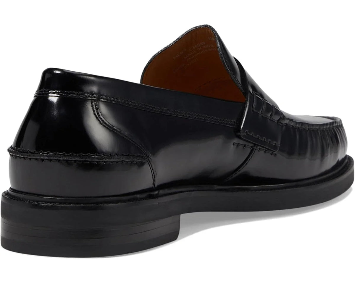 Mocasines de hombre de cuero color negro