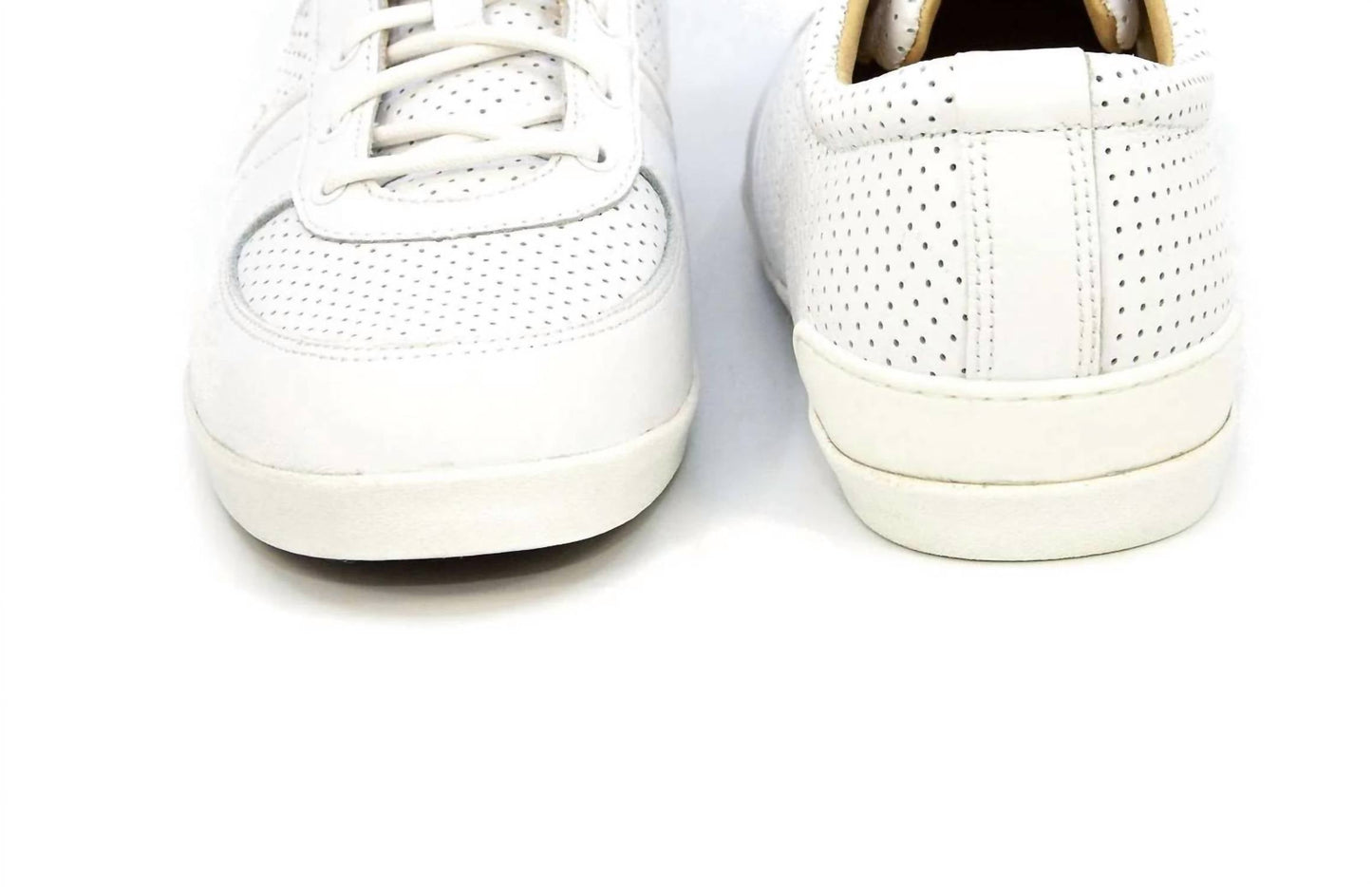 Tenis de hombre de cuero color blanco
