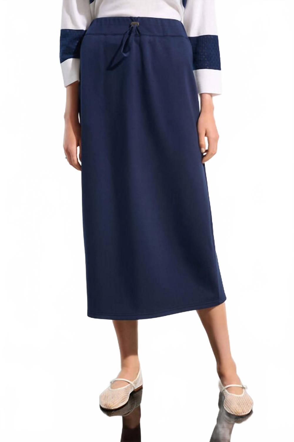 Falda midi color azul marino