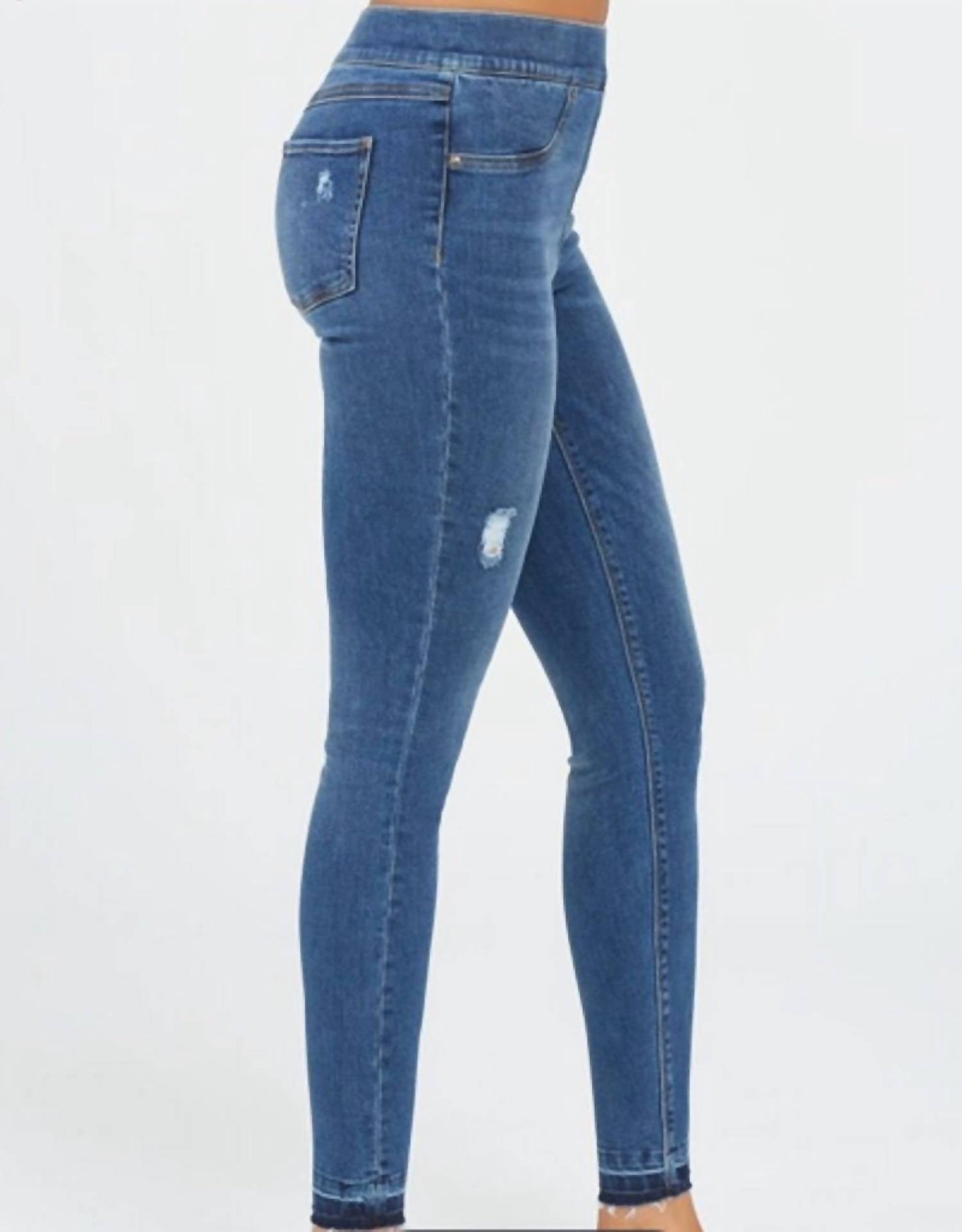 Jean de mujer de corte ajustado color azul