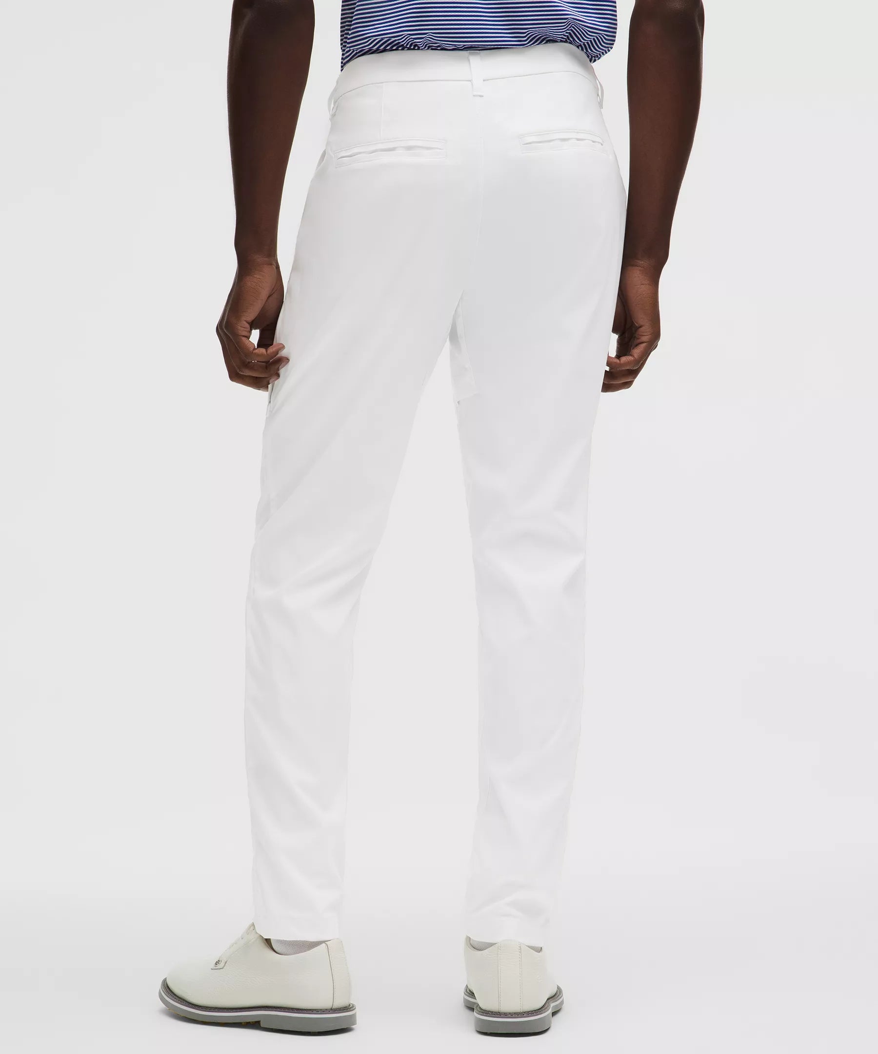 Pantalón de corte ajustado