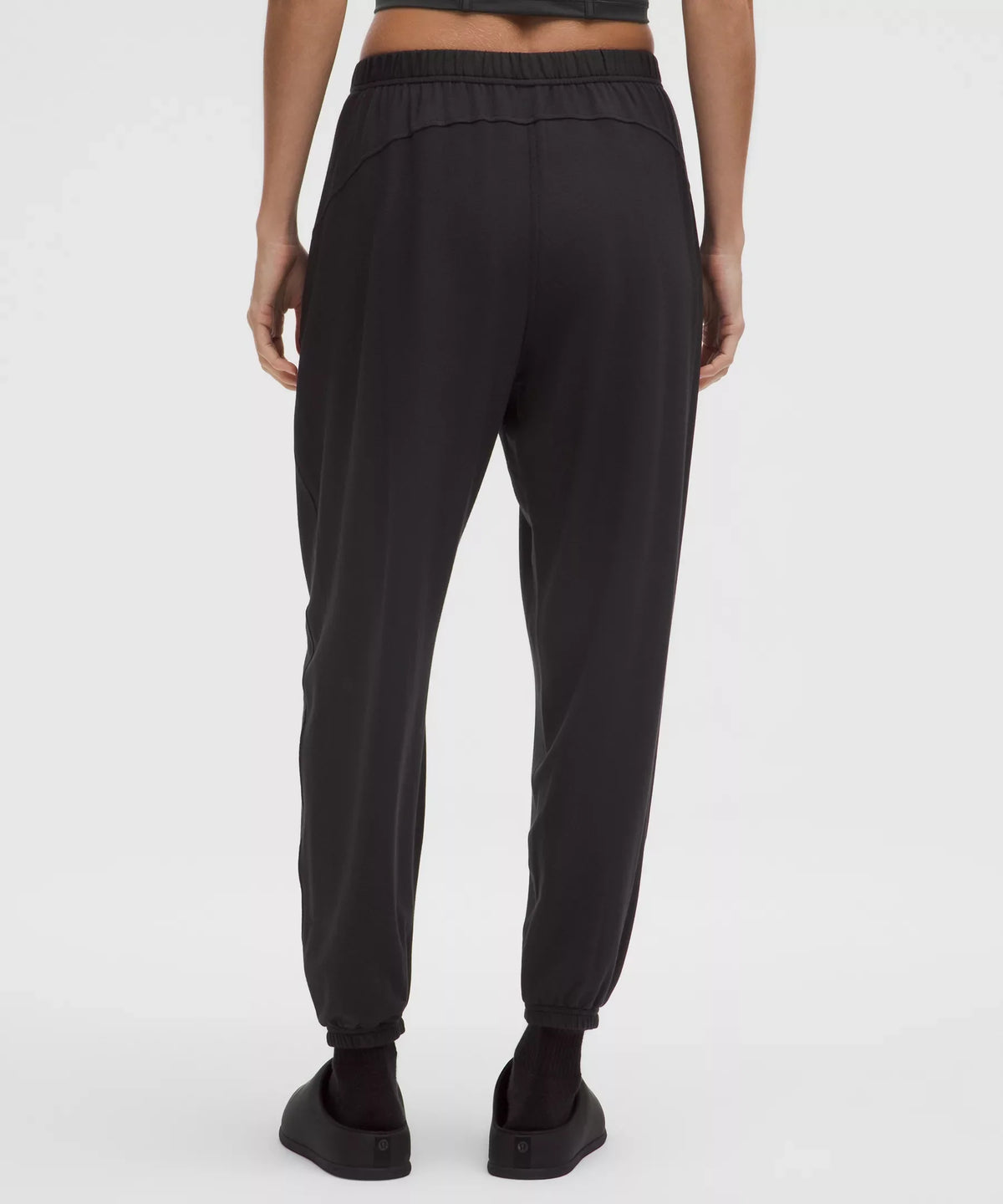 Pantalón de corte amplio de tiro medio